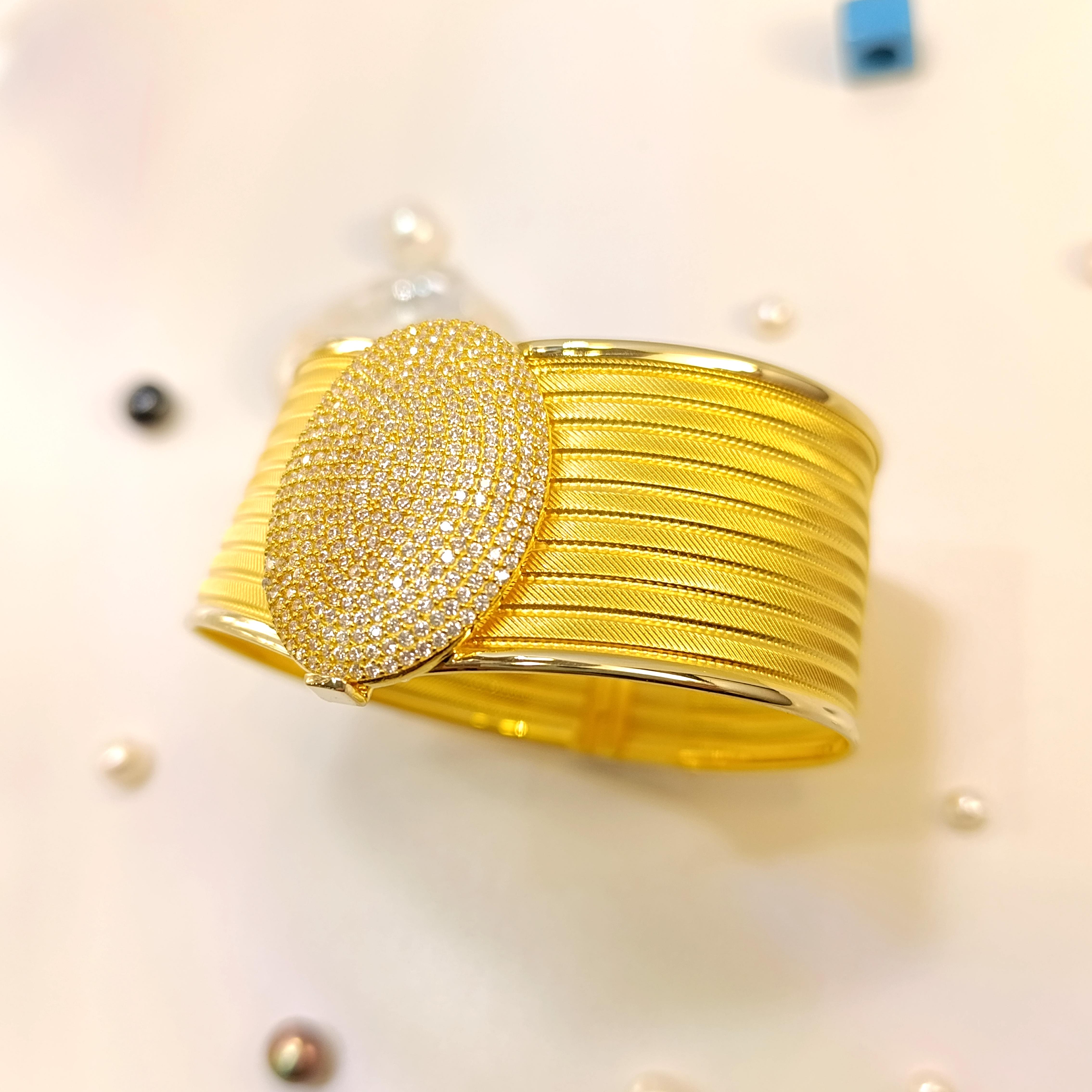 Trabzon Hasır Desenli Kelepçe Bilezik 14 Ayar Altın HD VİDEOLU