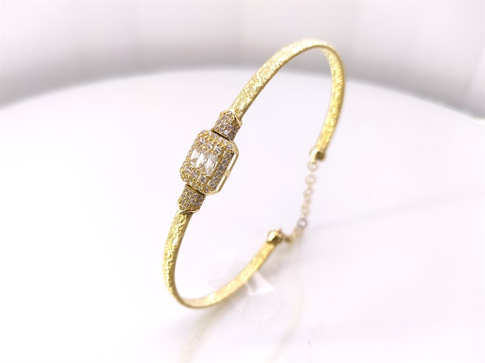 Baget Taşlı Kelepçe Bilezik 14 Ayar Altın