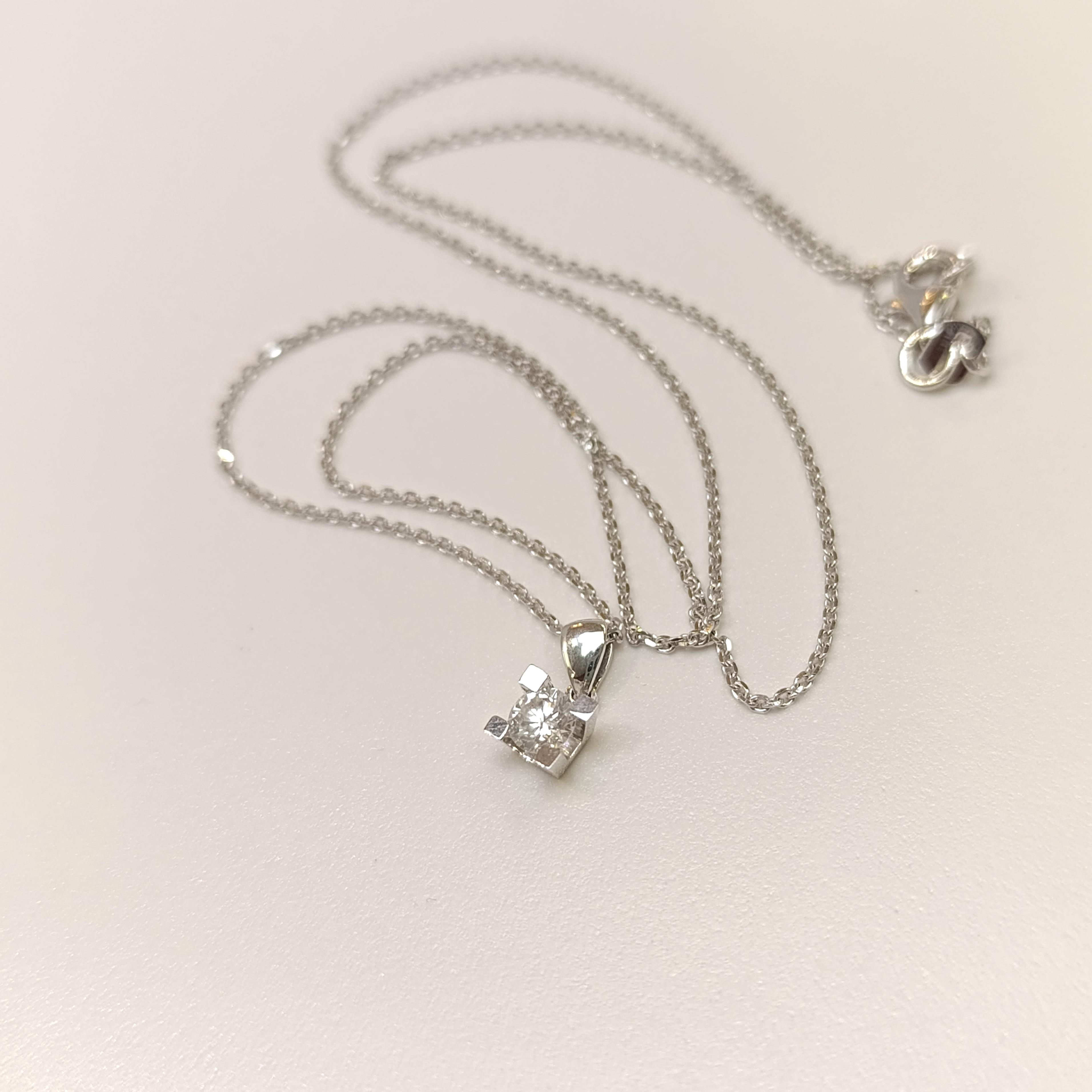 0.24ct Pırlanta Tek Taş Kolye 18 Ayar Altın HD VİDEOLU