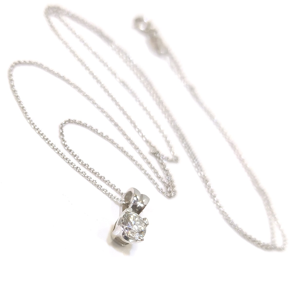 0.26ct Pırlanta Tektaş Kolye 18 Ayar Altın