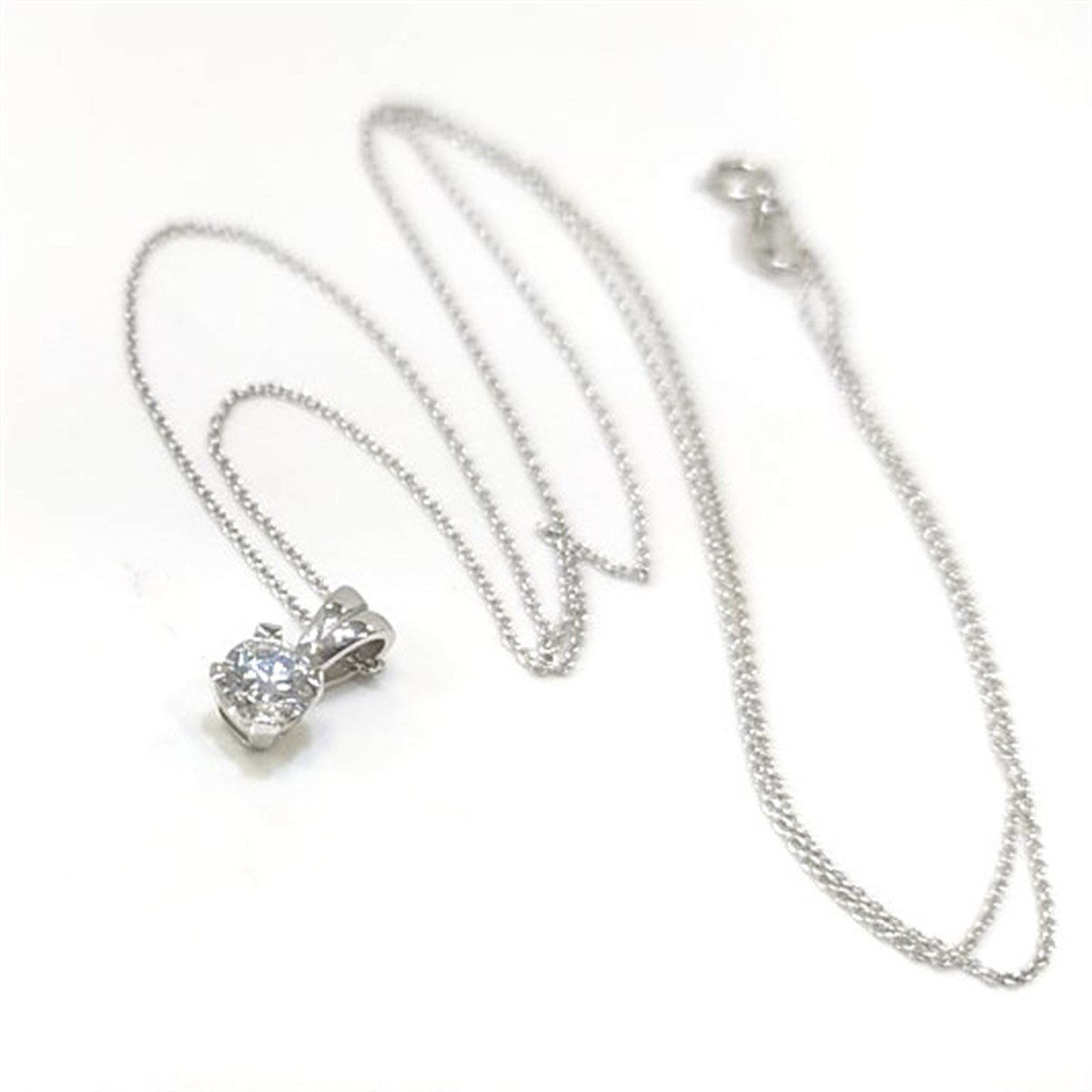 0.26ct Pırlanta Tektaş Kolye 18 Ayar Altın