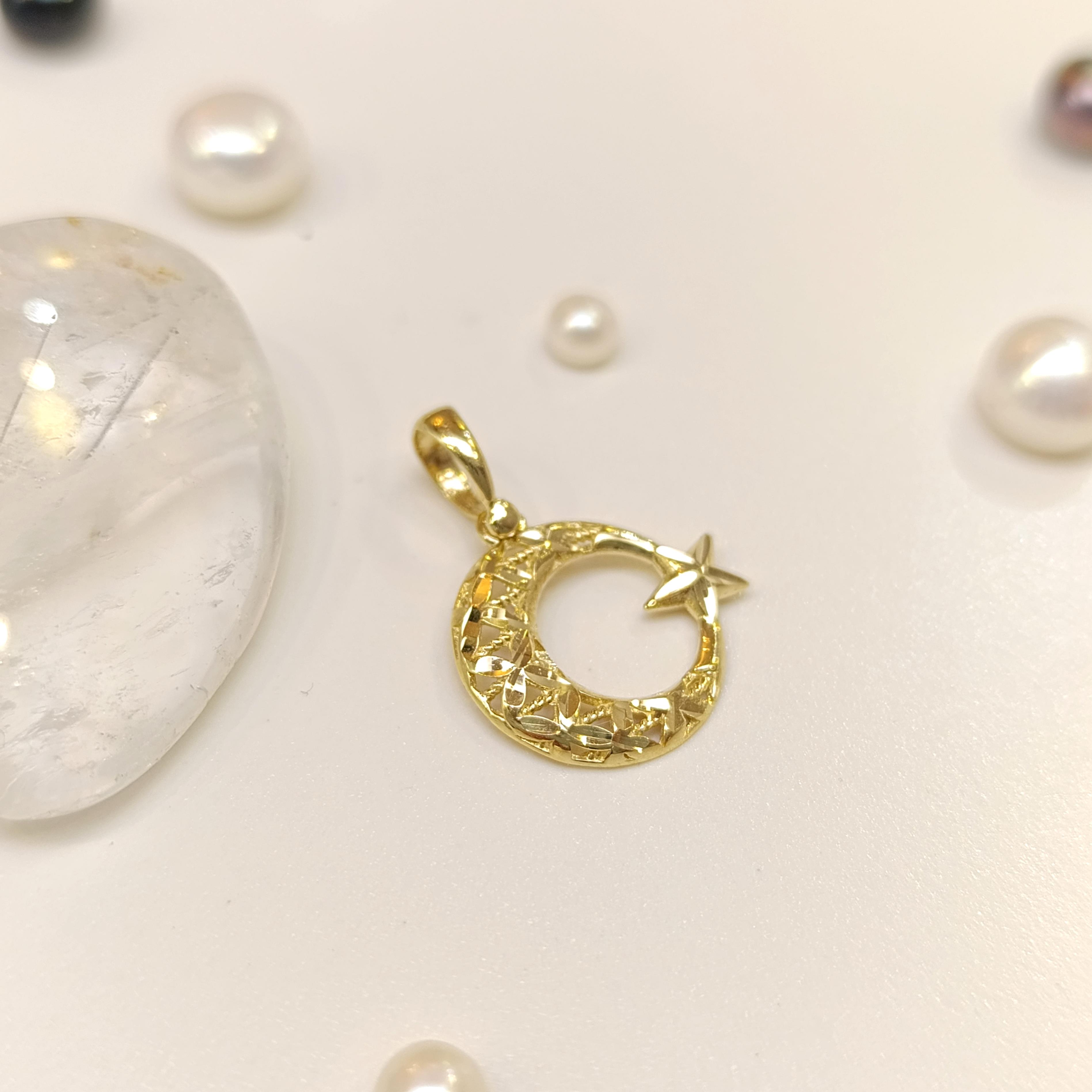 17mm Kalemli Ayyıldız Kolye 14 Ayar Altın 4K VİDEOLU