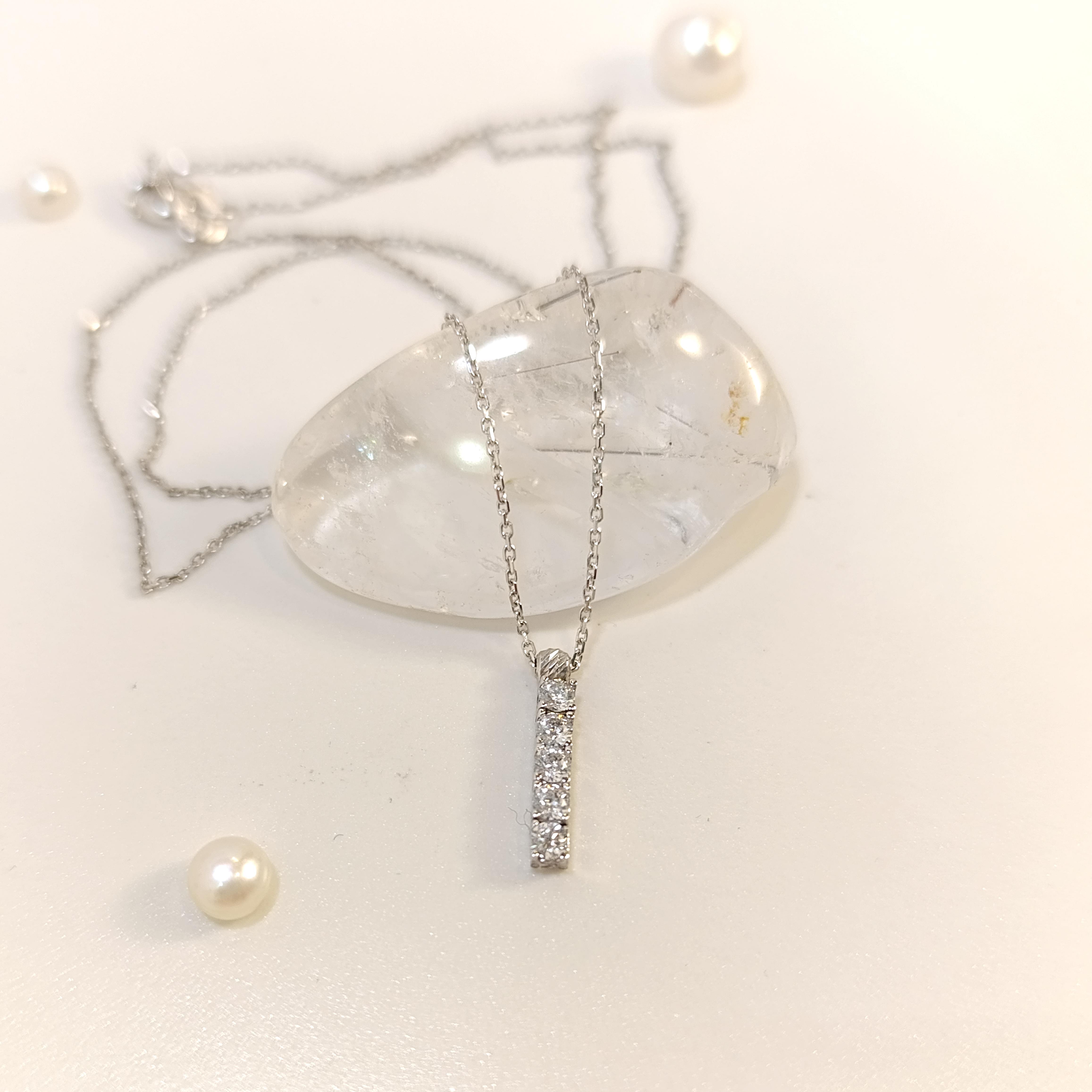 Beş Taş Kolye 14 Ayar Altın 4K VİDEOLU