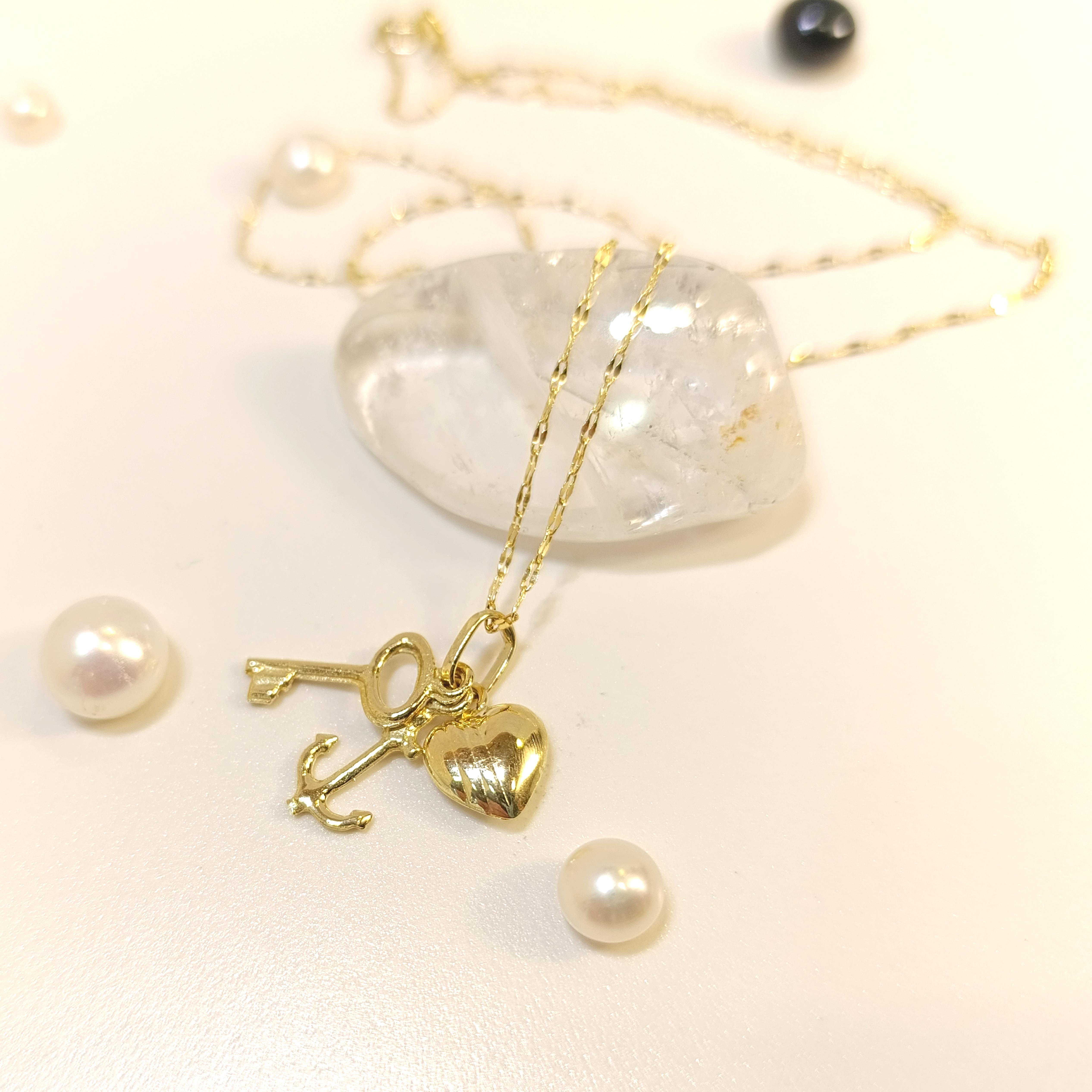 Charm Kalp Anahtar Çapa Kalp Kolye 14 Ayar  Altın HD VİDEOLU