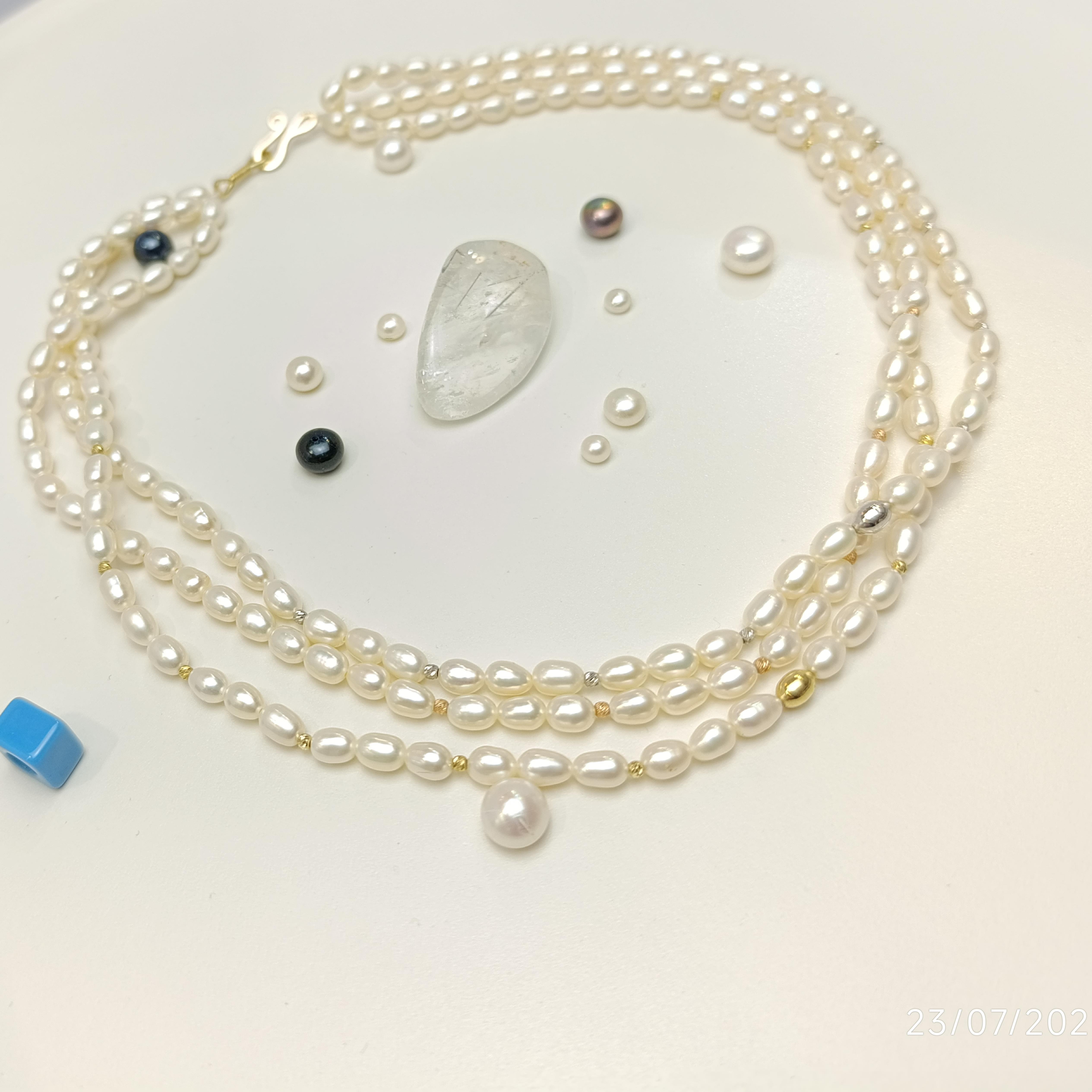 Dorika Toplu Üç Sıralı Oval Gerçek İncili Gerdanlık Kolye 14 Ayar Altın HD VİDEOLU