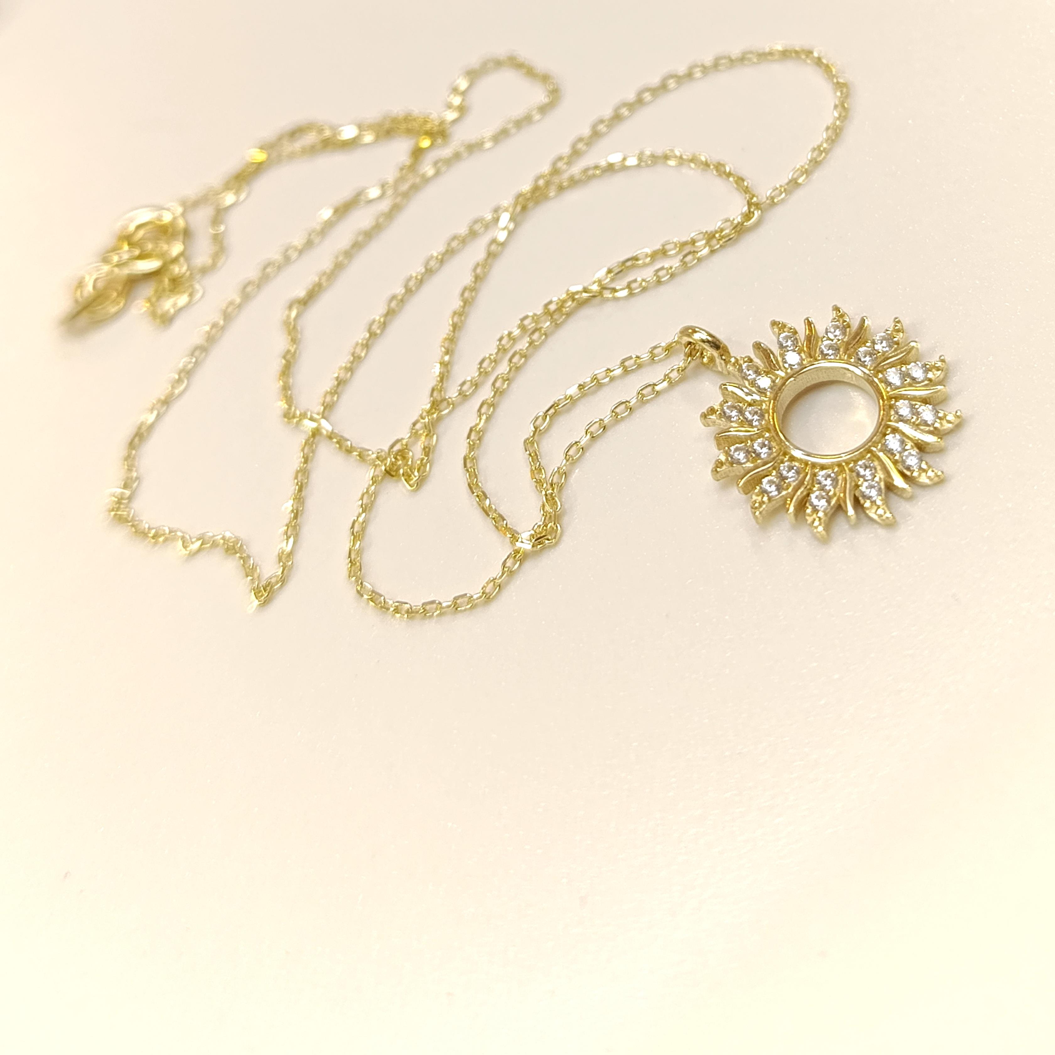 Güneş Kolye 14 Ayar Altın  HD VİDEOLU