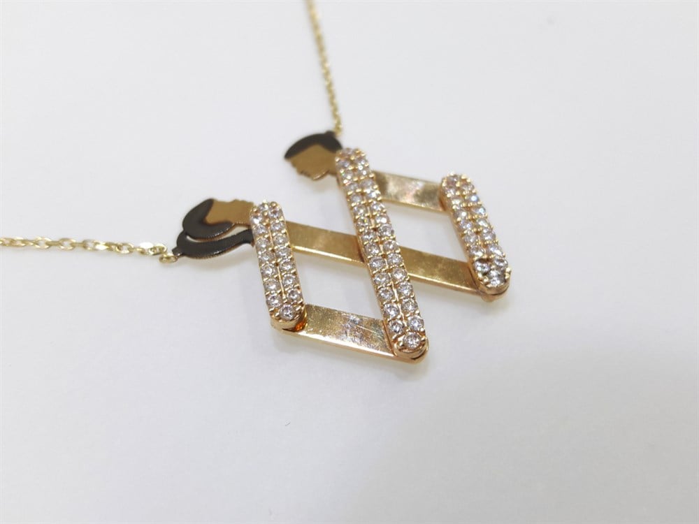 Hareketli Kukla Kolye 14 Ayar Altın