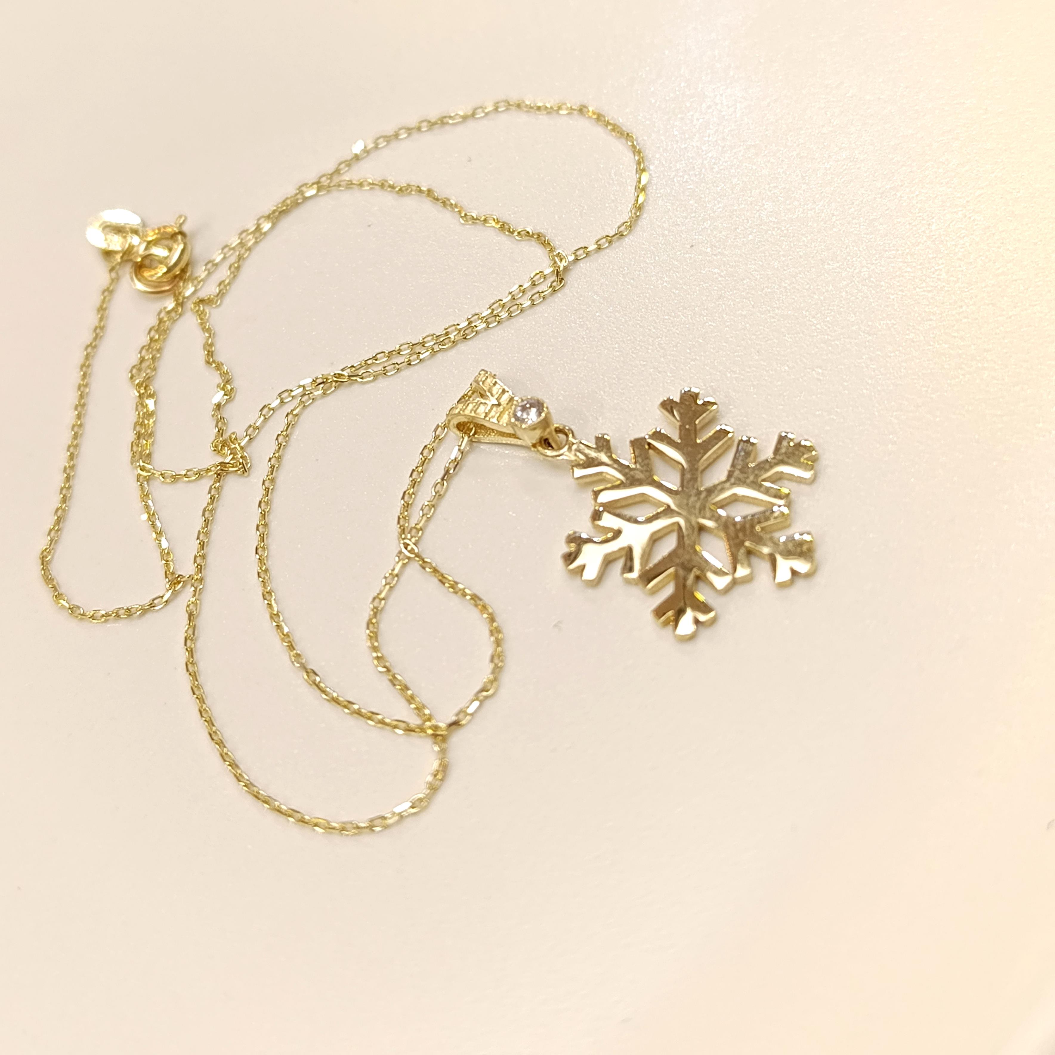 Kar Tanesi Kolye 14 Ayar Altın  HD VİDEOLU