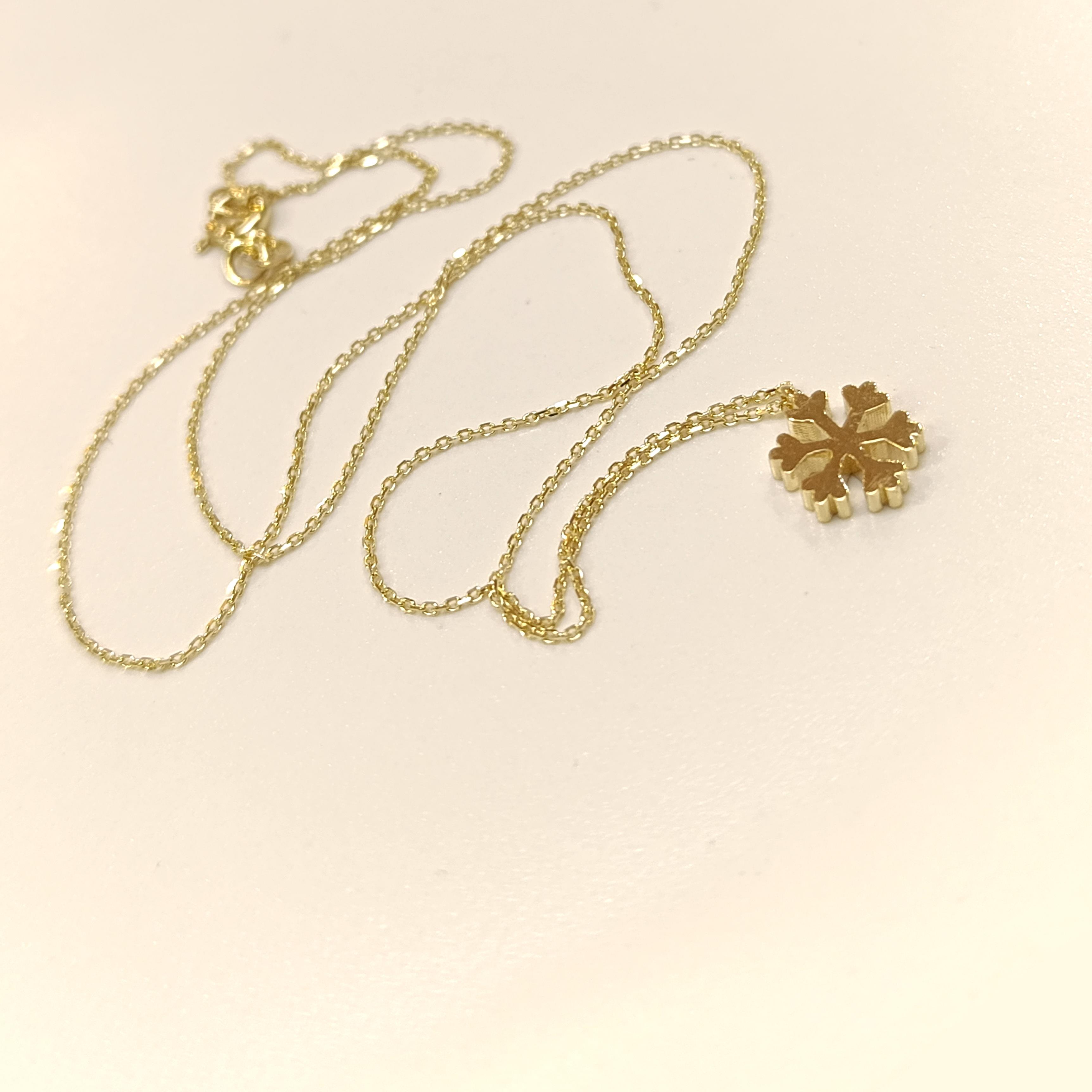 Kar Tanesi Kolye 14 Ayar Altın HD VİDEOLU