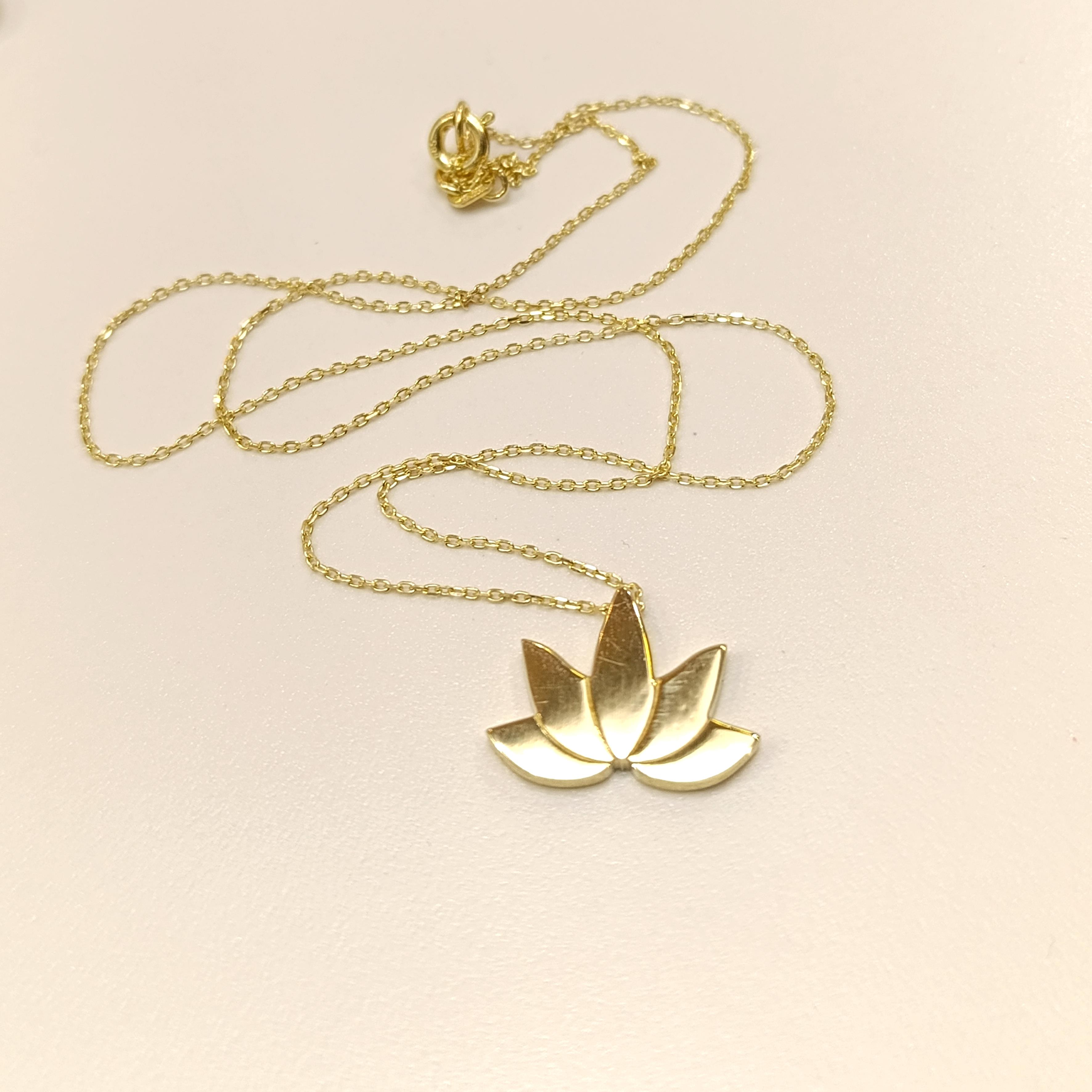 Lotus Çiçeği Kolye 14 Ayar Altın  HD VİDEOLU