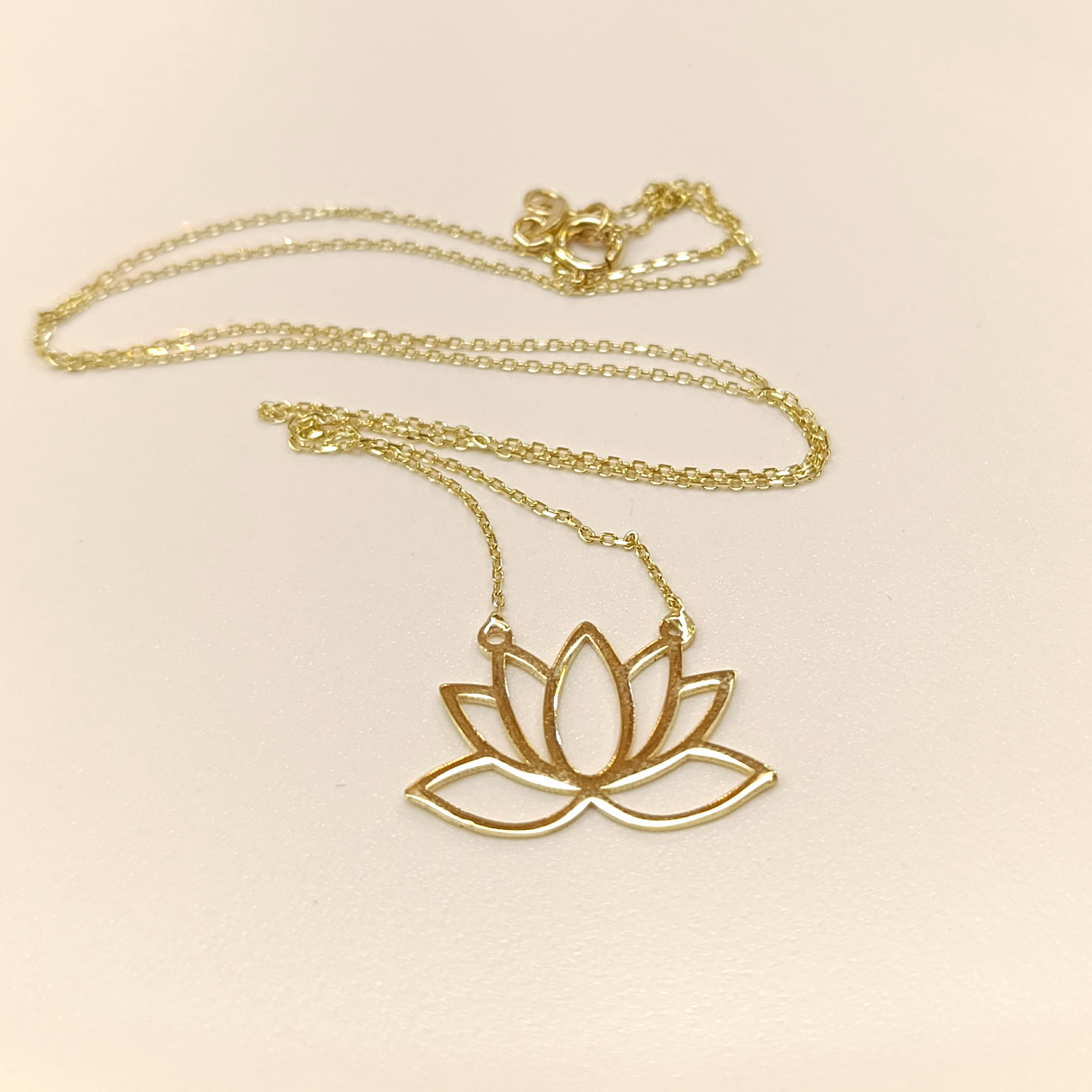 Lotus Çiçeği Kolye 14 Ayar Altın  HD VİDEOLU