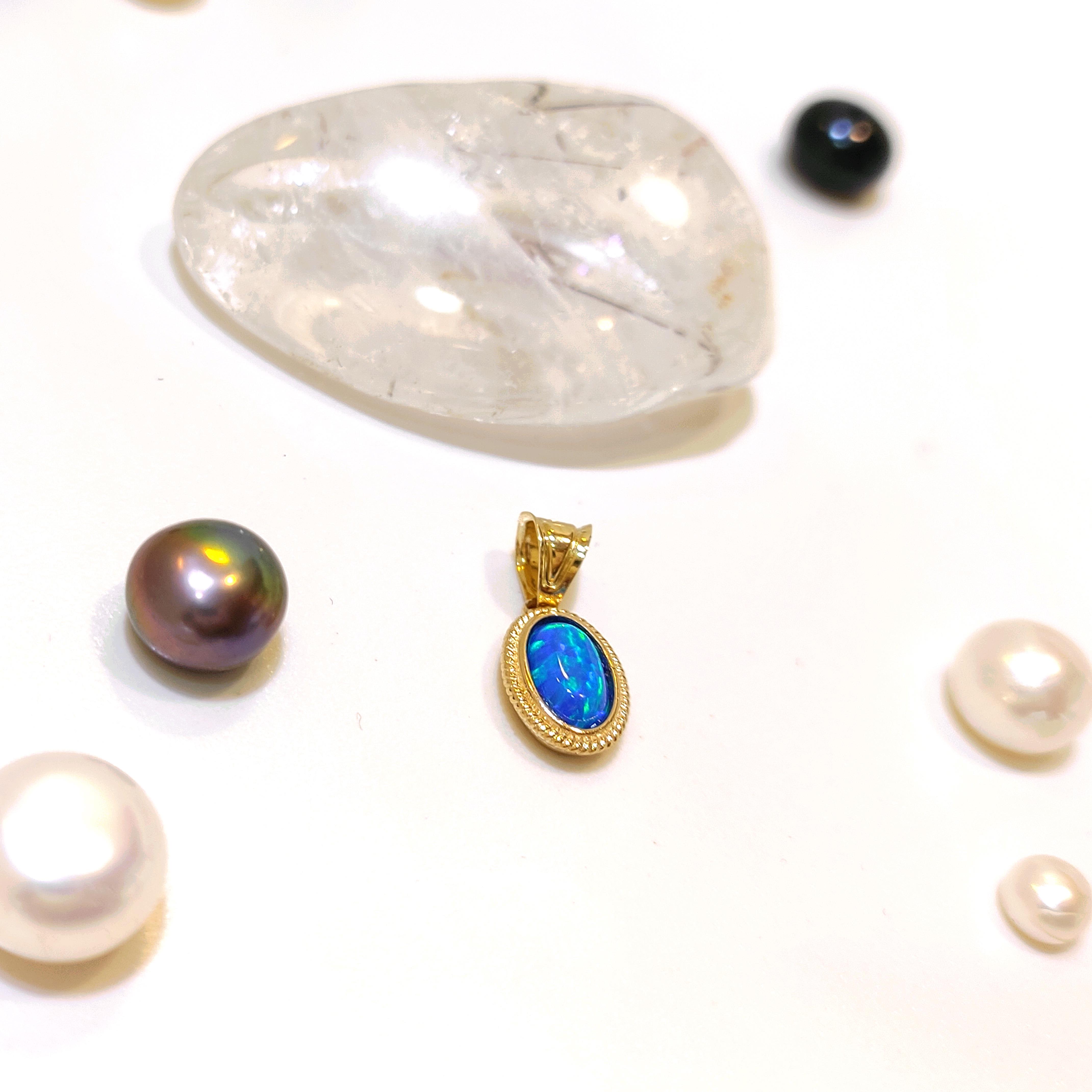 Mavi Opal Taşlı Kolye Ucu14 Ayar Altın  HD VİDEOLU