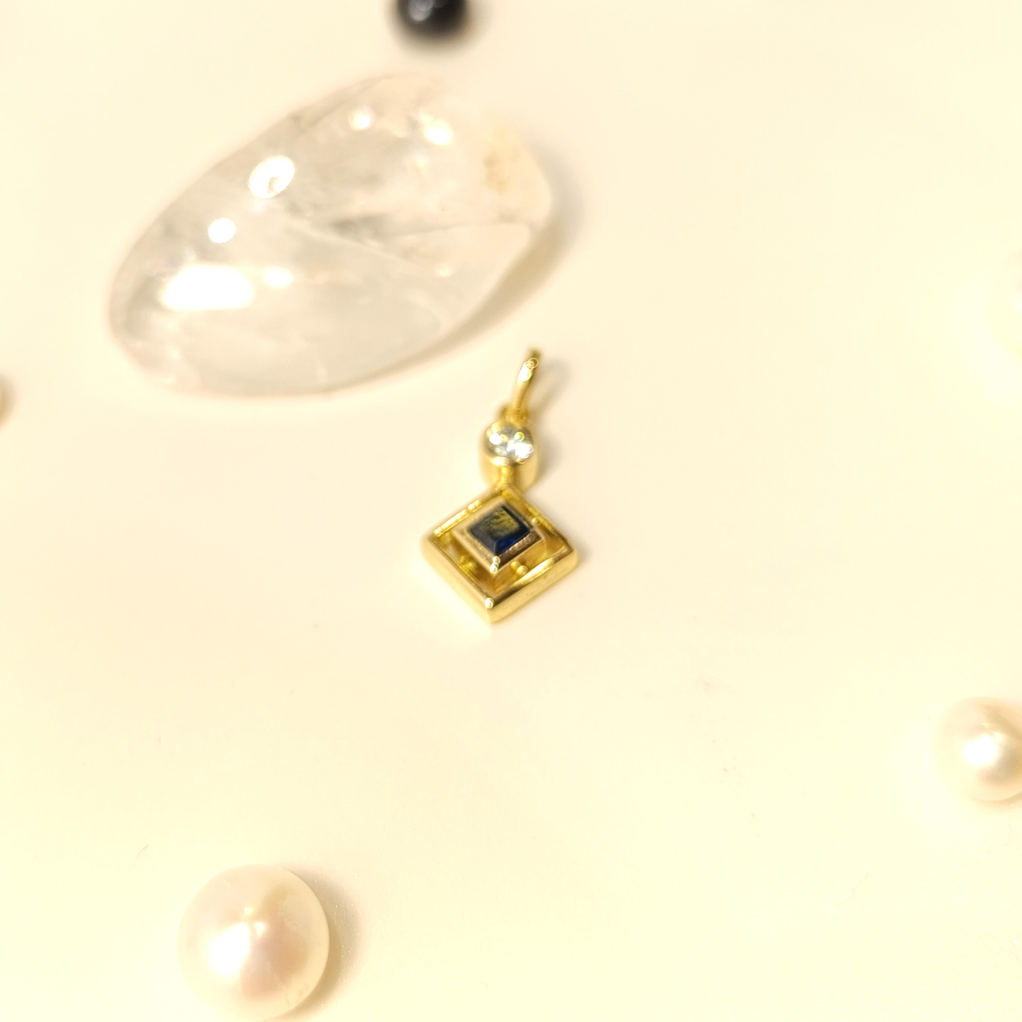 Mavi Tek Taş  Kolye 14 Ayar  Altın HD VİDEOLU