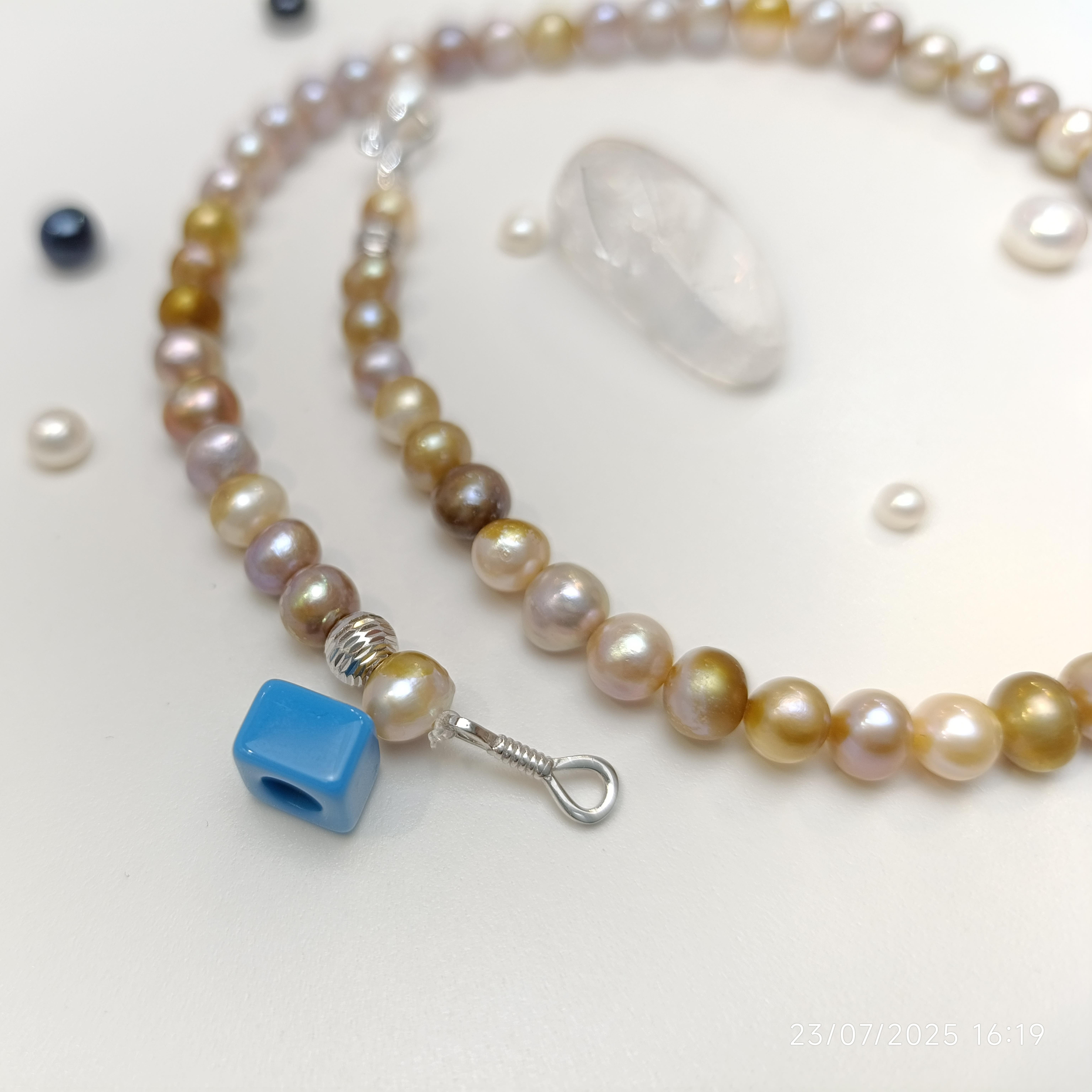 Mix Renkli Dorika Toplu Gerçek İncili Gerdanlık Kolye 14 Ayar Altın HD VİDEOLU