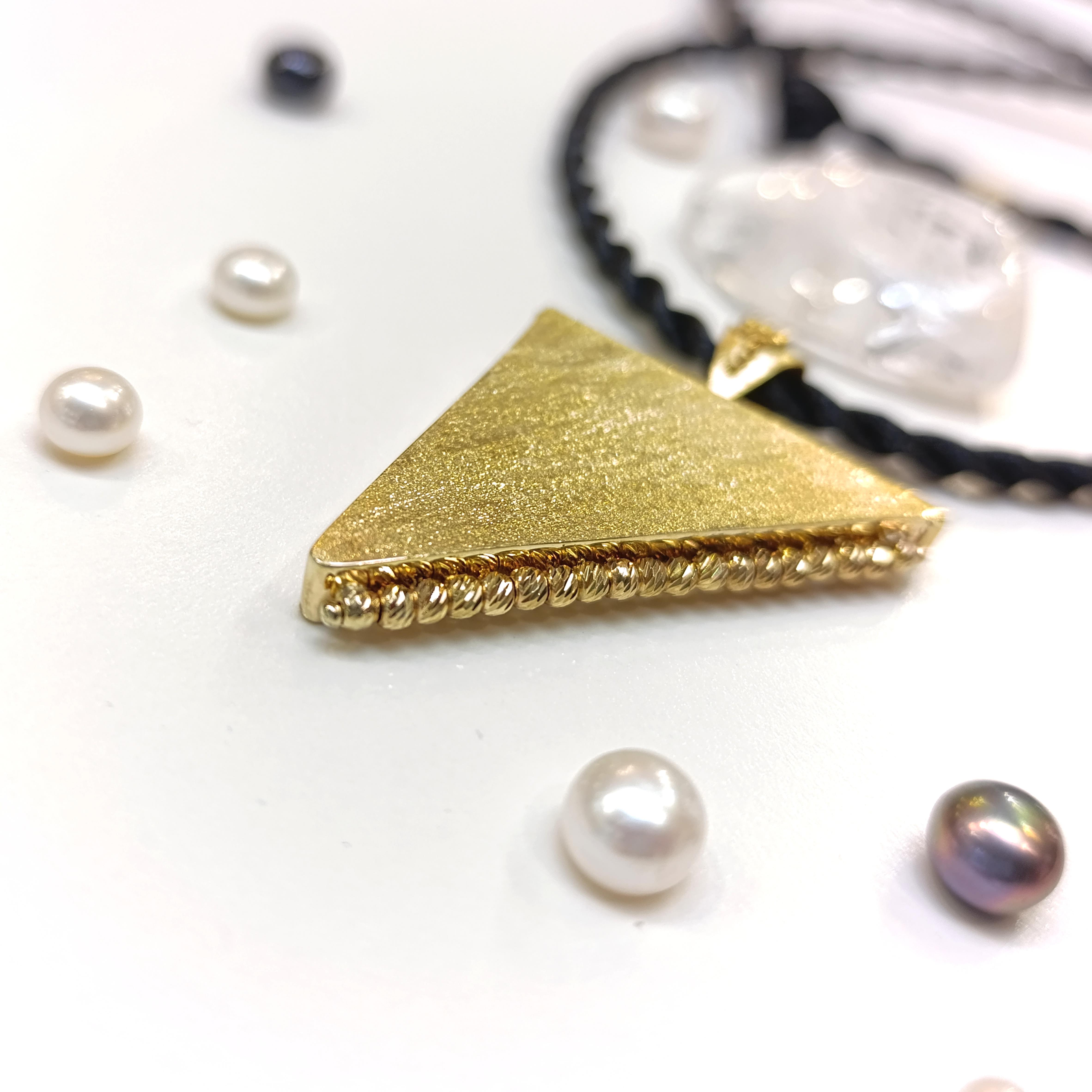 Muska Kutusu 14 Ayar  Altın HD VİDEOLU