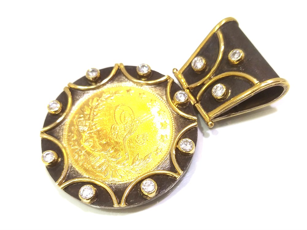 Reşat Tam Altınlı Otantik Kolye Ucu 