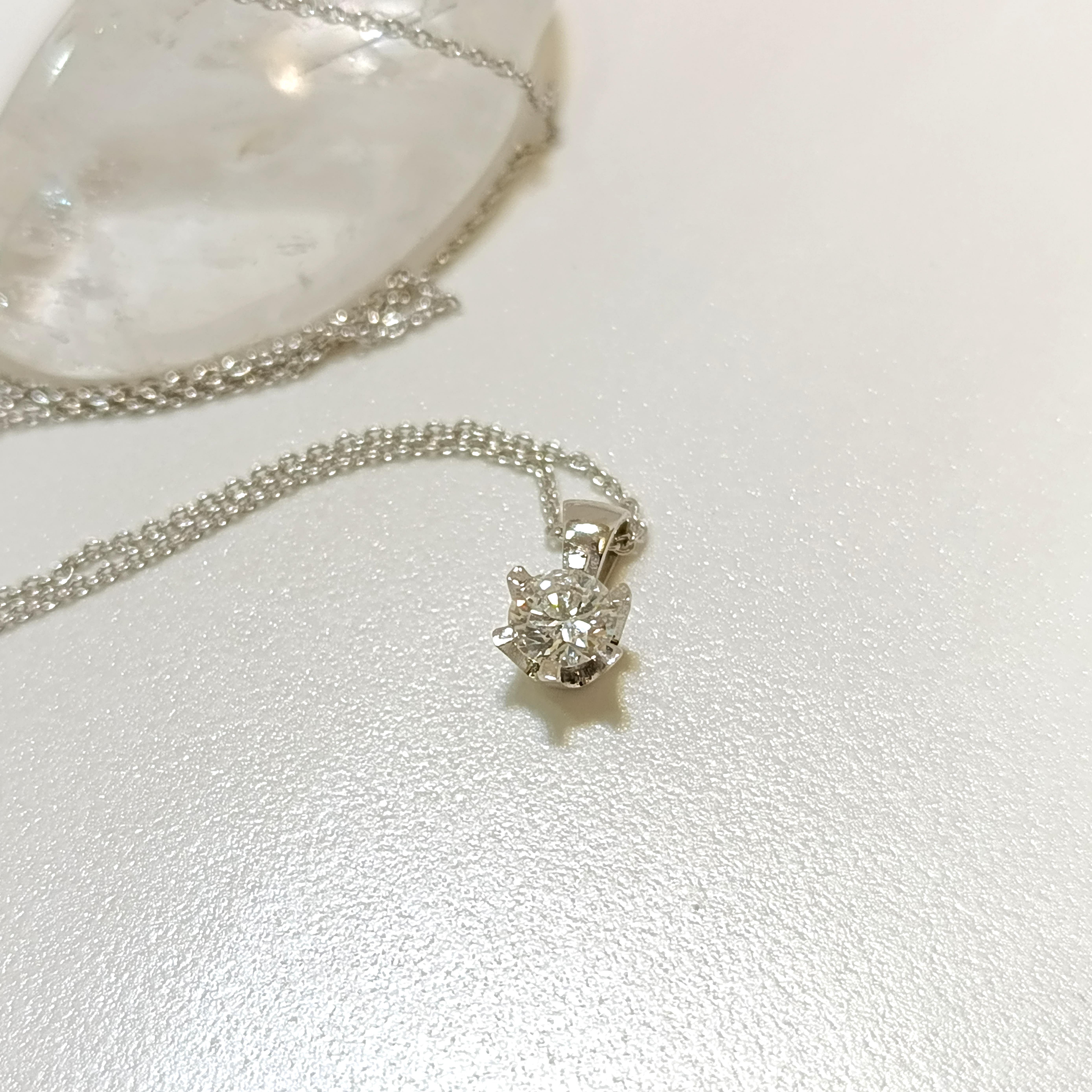 Tek Taş Pırlanta Kolye 14 Ayar Altın HD VİDEOLU