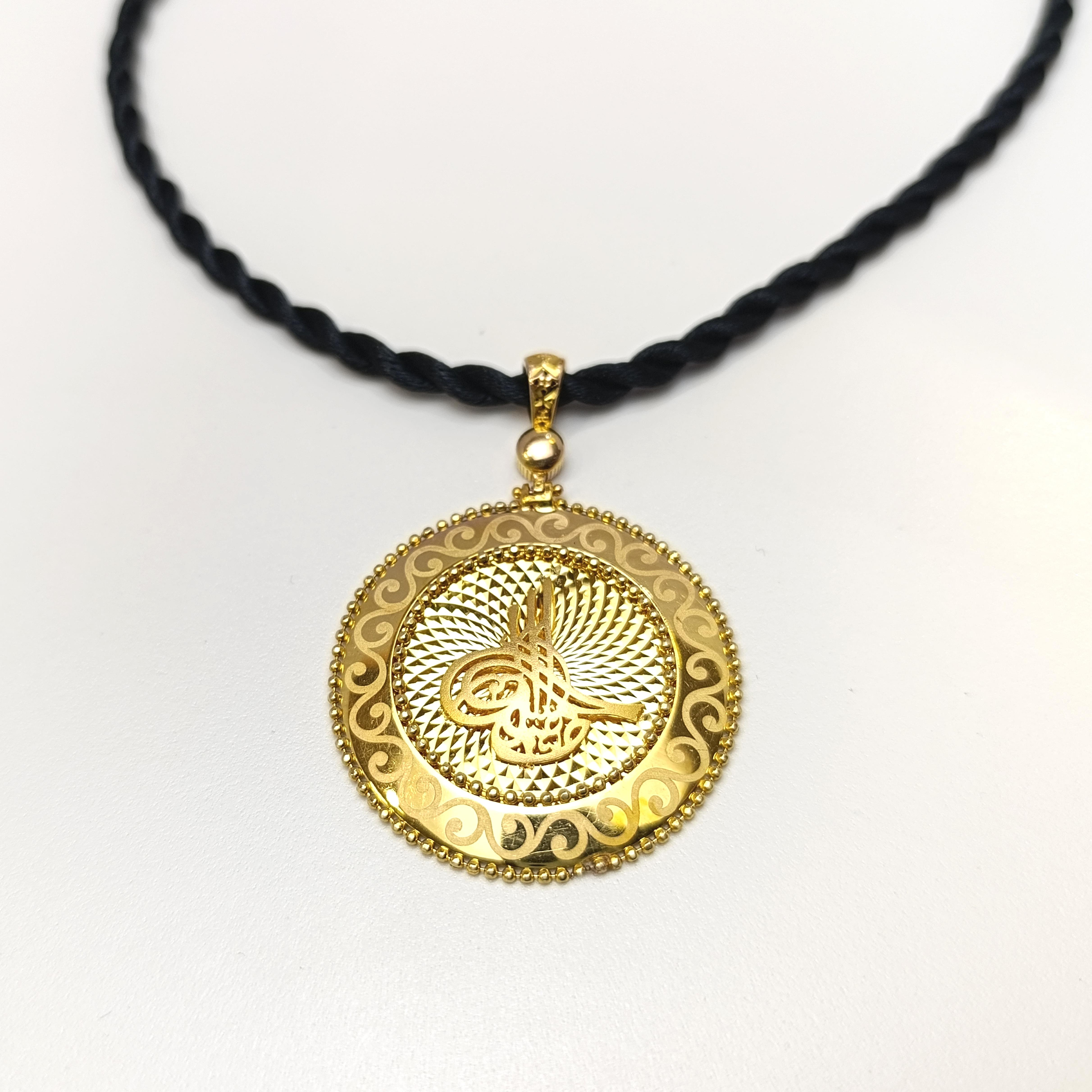 Tuğralı Kolye 14 Ayar Altın HD VİDEOLU