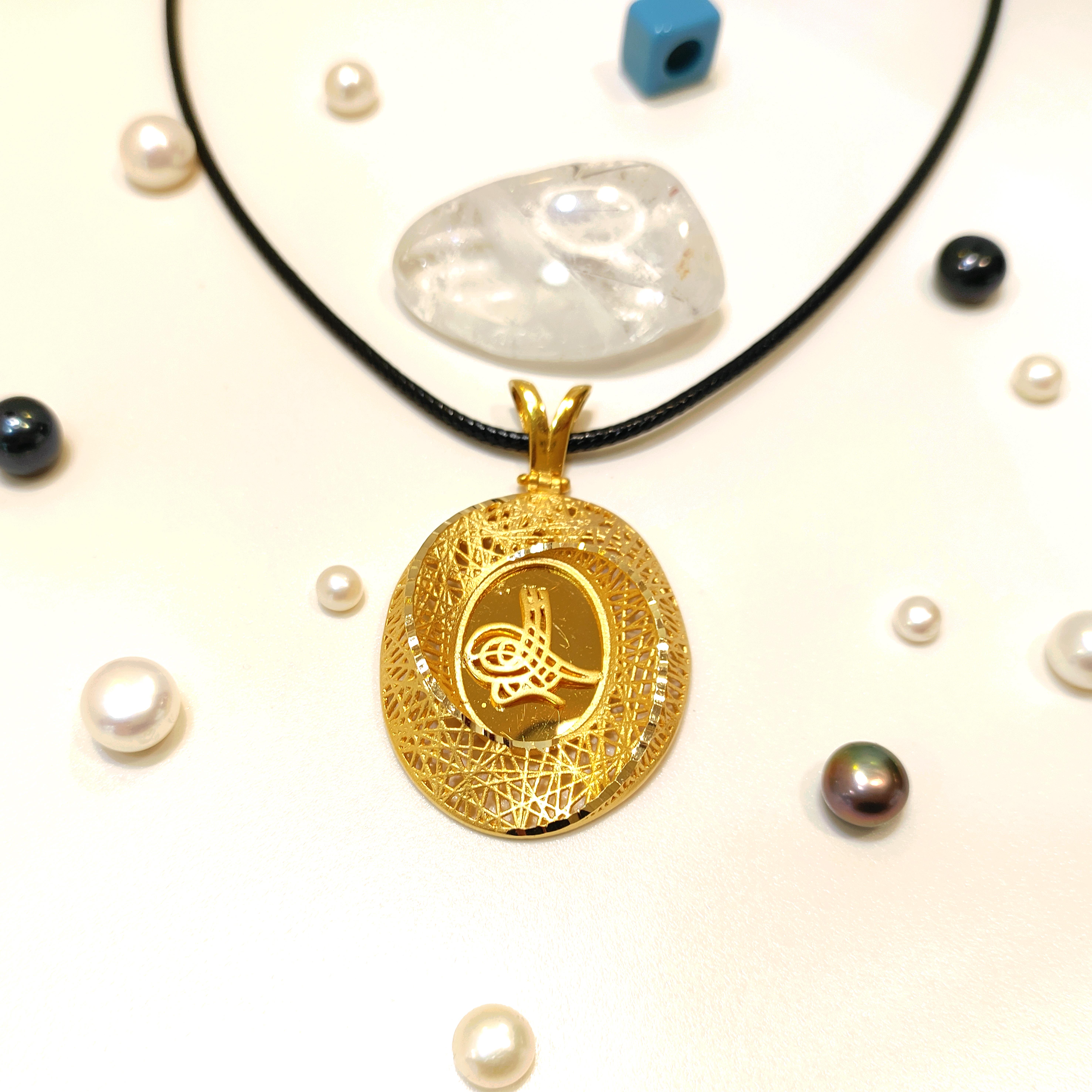 Tuğralı Kolye Ucu 14 Ayar Altın  HD VİDEOLU