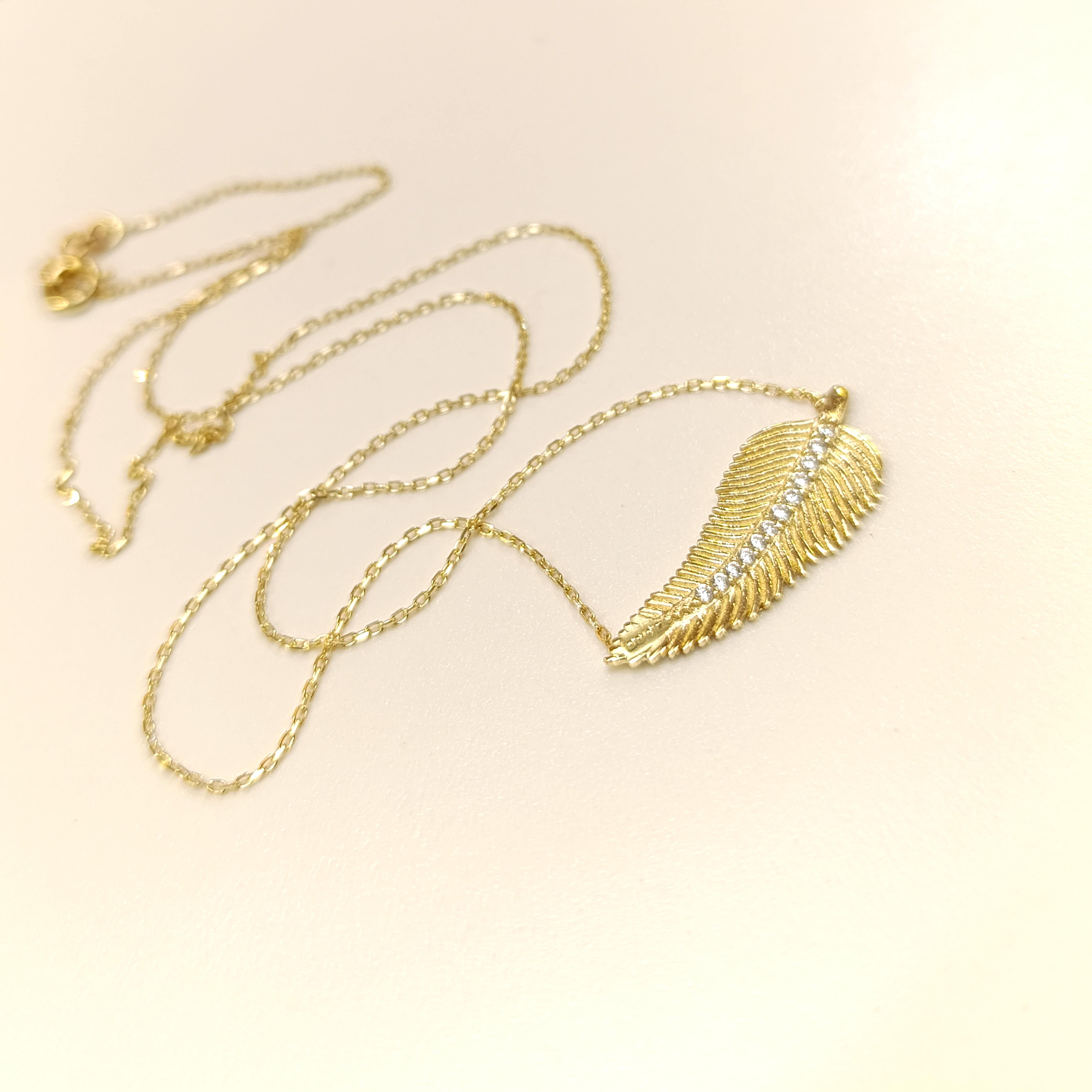 Tüy Kolye 14 Ayar Altın HD VİDEOLU