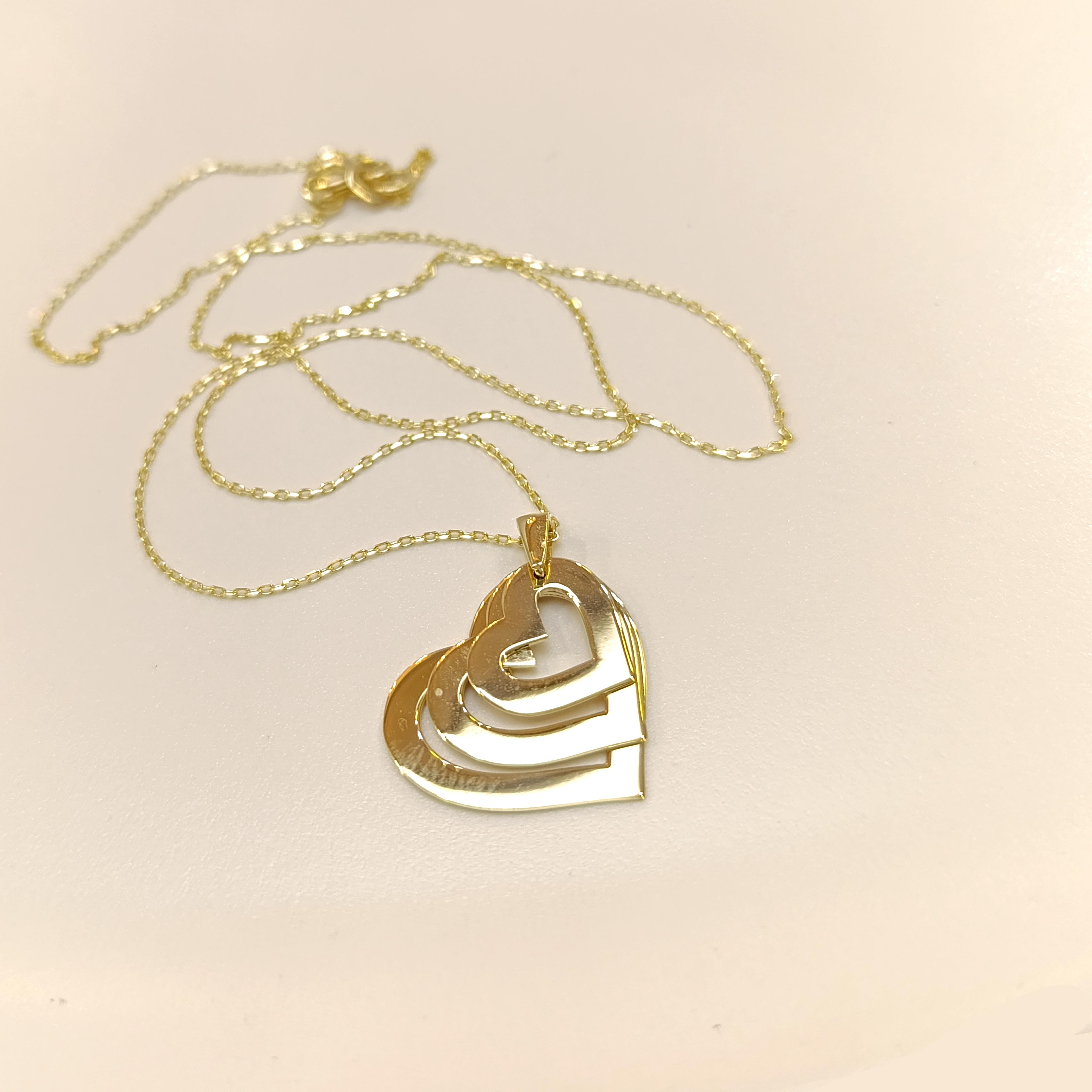 Üçlü Kalp Kolye 14 Ayar Altın HD VİDEOLU