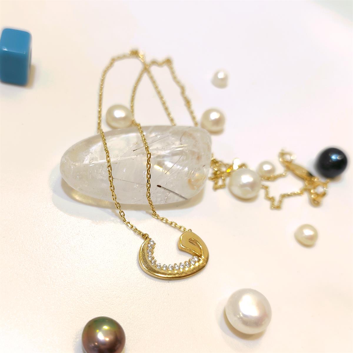 Vav Kolye 14 Ayar Altın  HD VİDEOLU