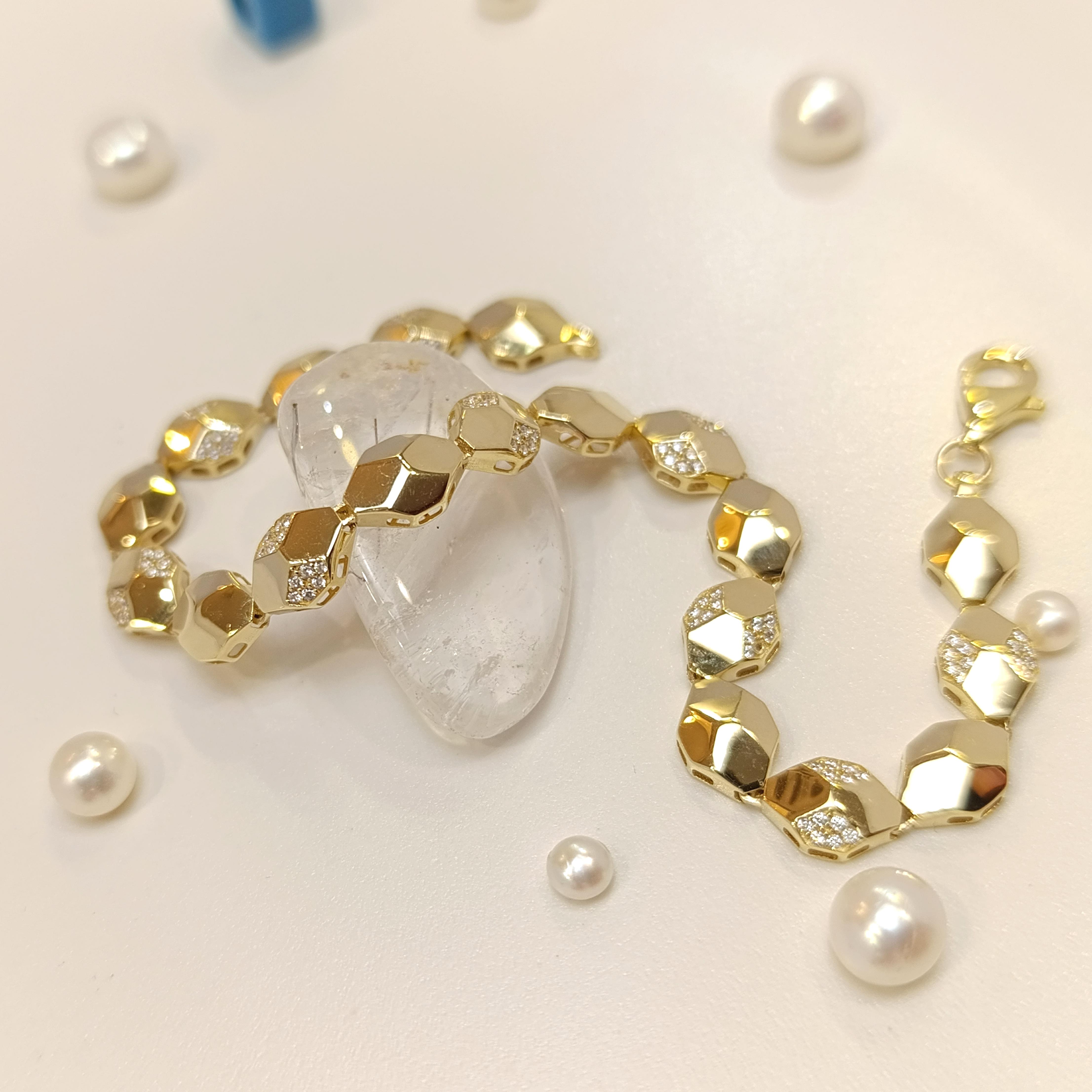 Bileklik Künye 14 Ayar Altın HD VİDEOLU