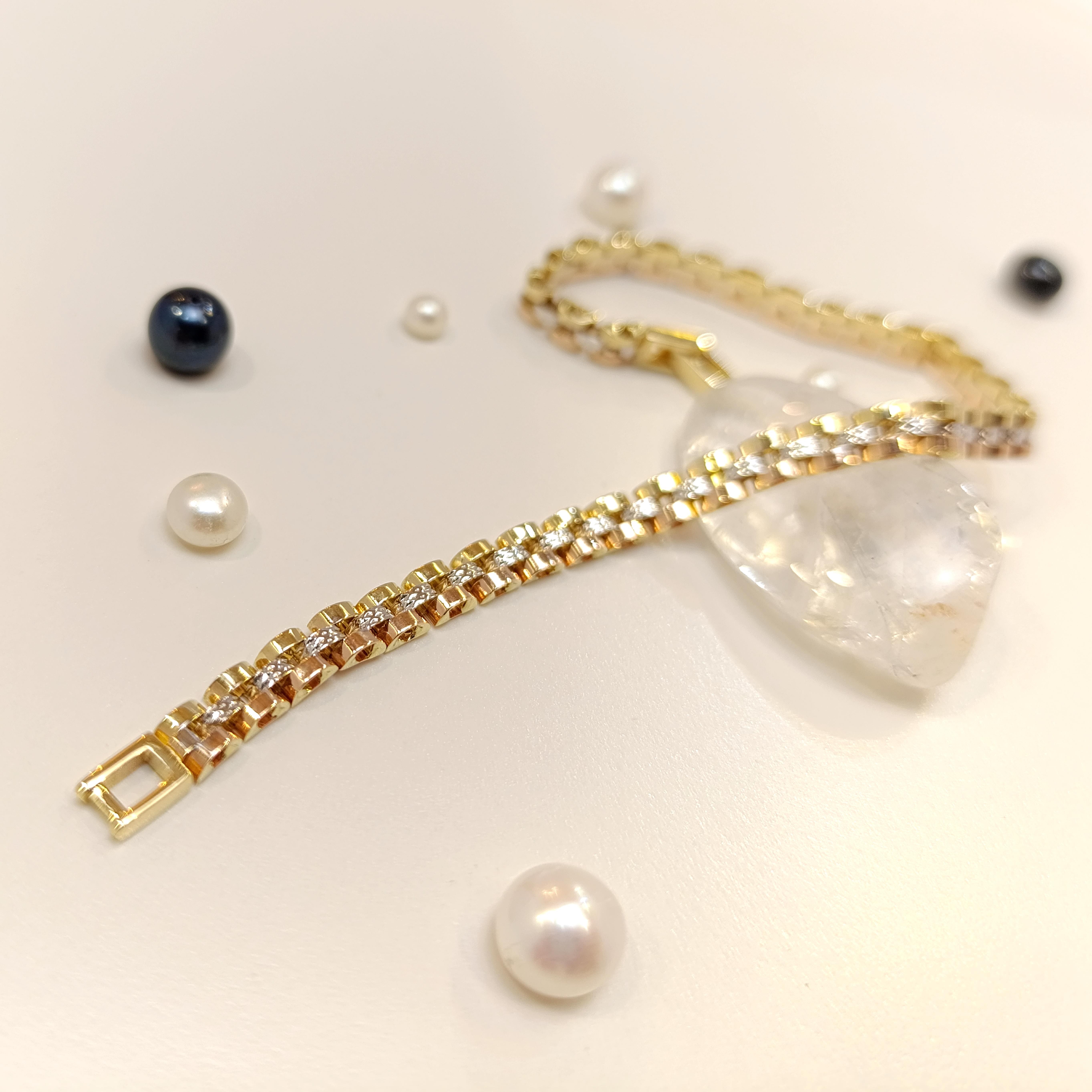 Bileklik Künye 14 Ayar Altın HD VİDEOLU