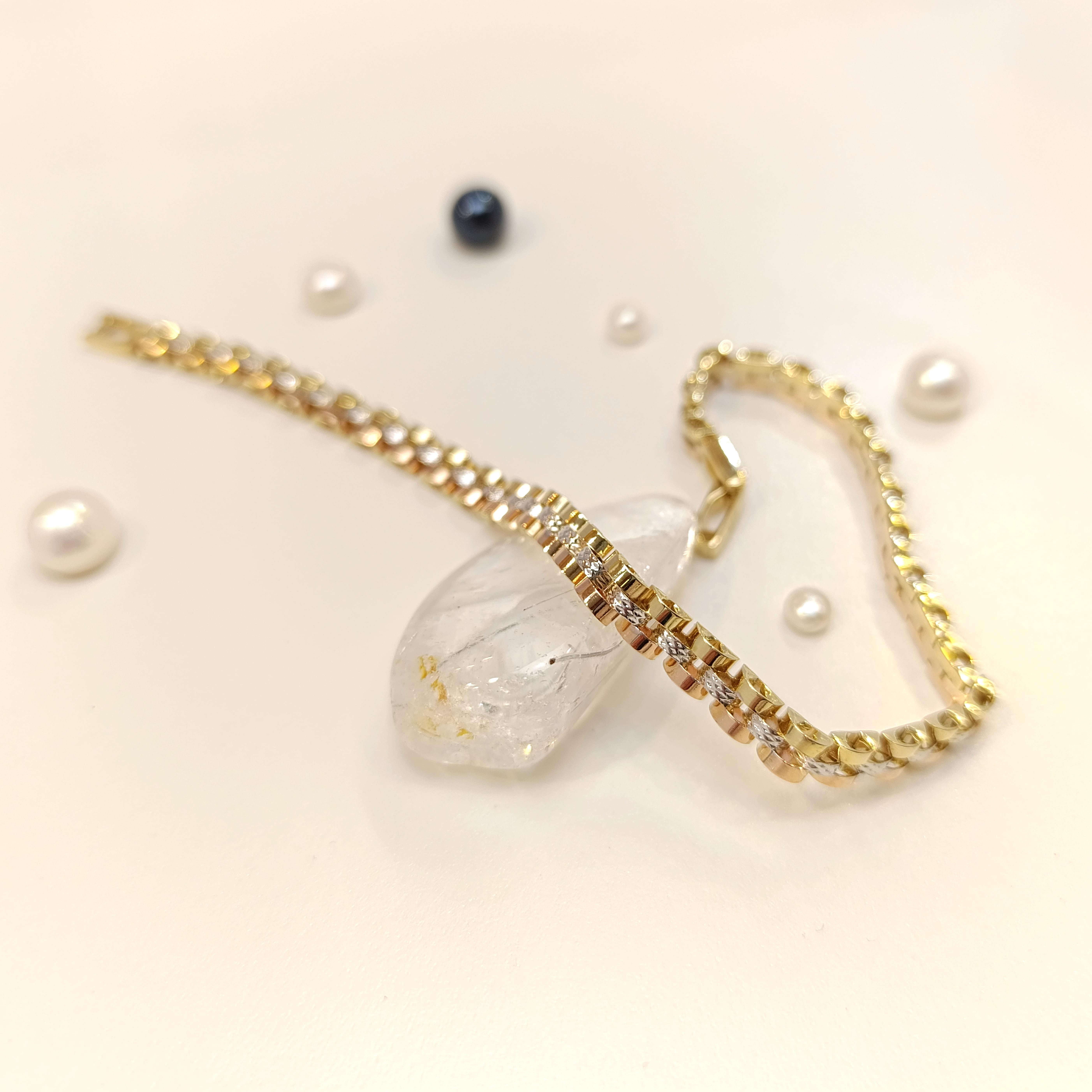 Bileklik Künye 14 Ayar Altın HD VİDEOLU