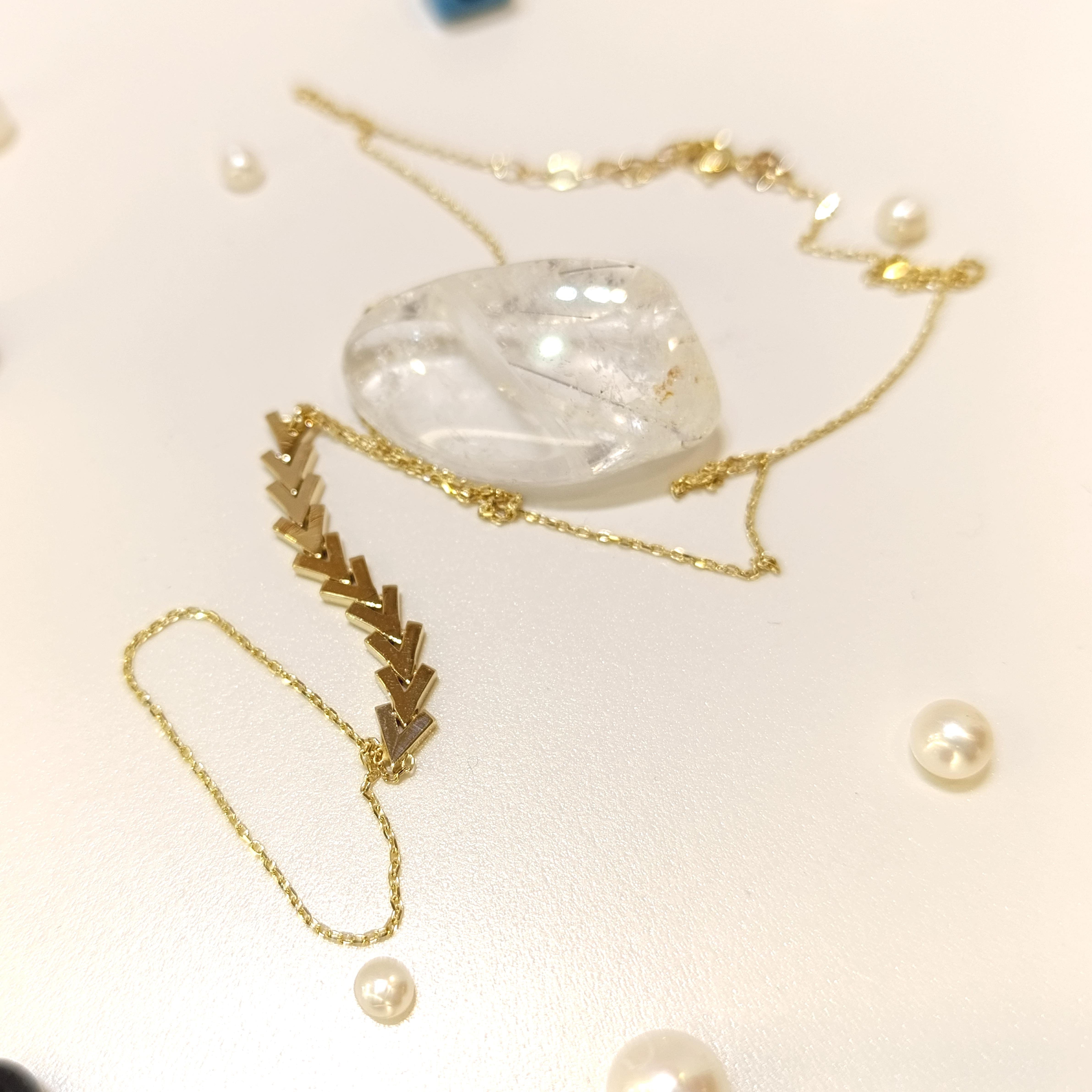 V Şahmeran Bileklik Künye 14 Ayar Altın HD VİDEOLU