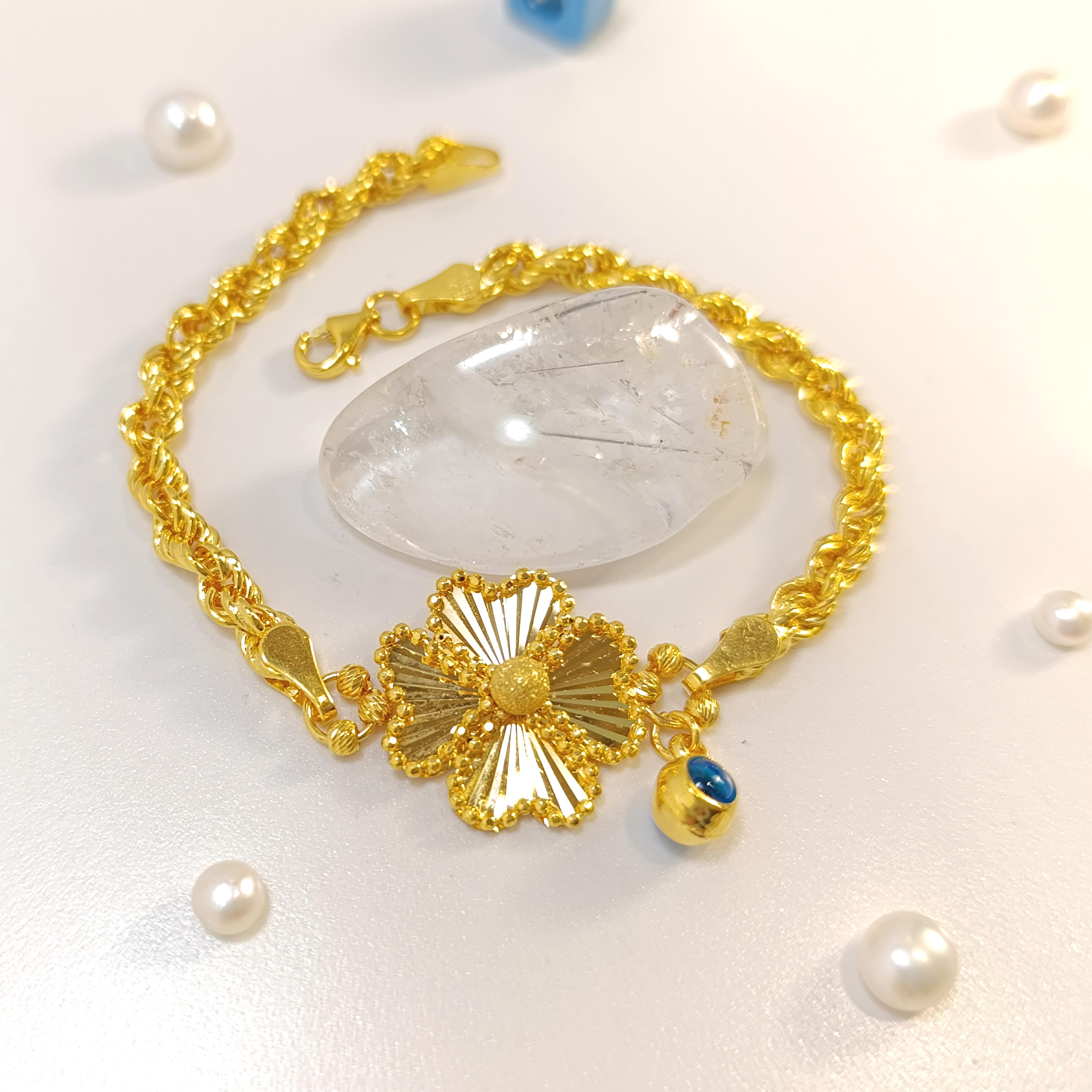 Yonca Bileklik Künye 14 Ayar Altın HD VİDEOLU