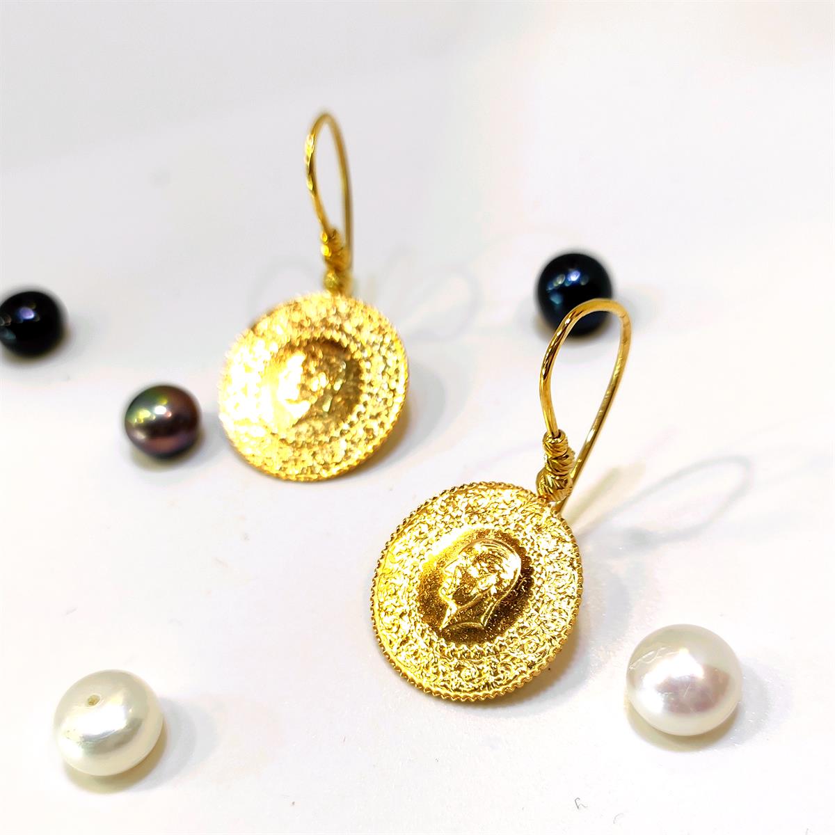 Dorika Toplu Çeyrekli Küpe Altın HD VİDEOLU