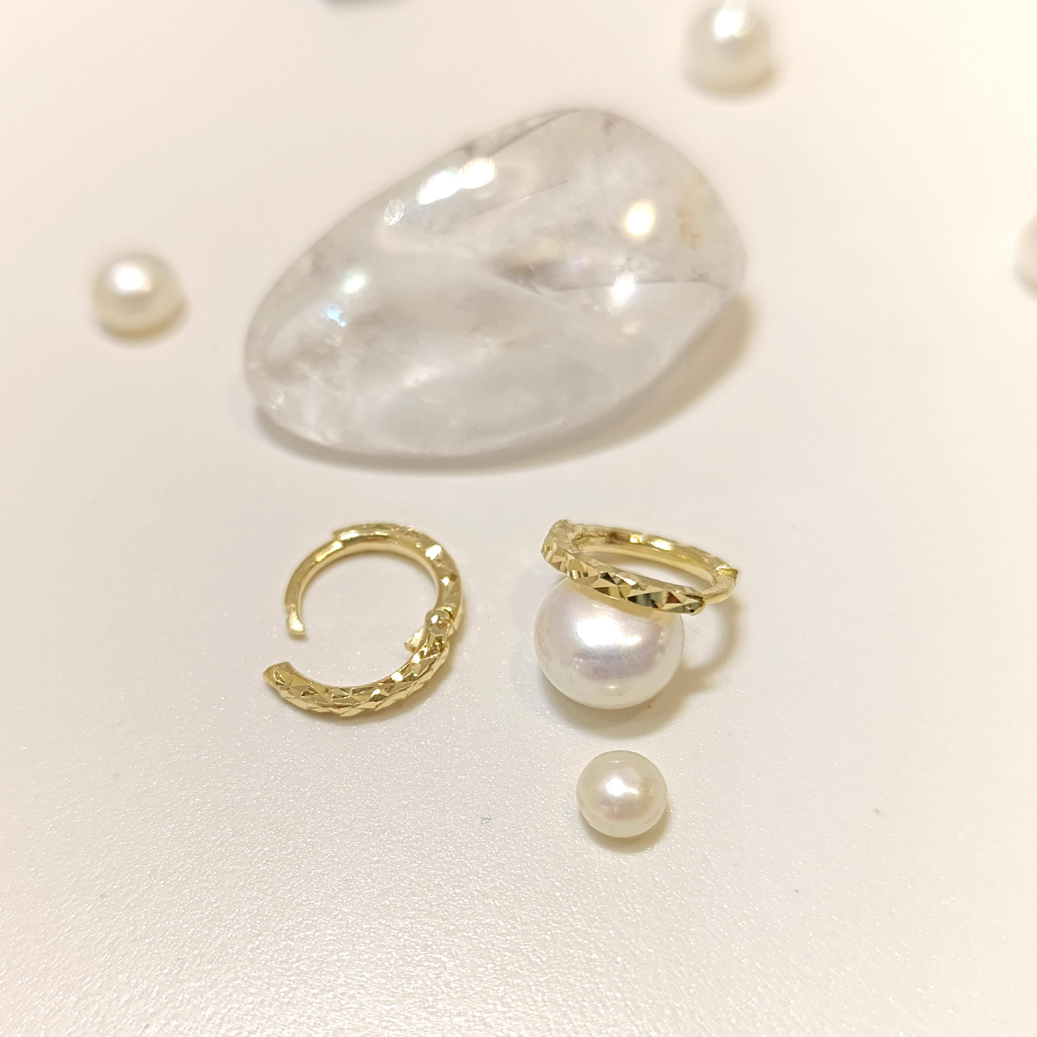 11mm Kalem İşlemeli Halka Küpe 14 Ayar Altın HD VİDEOLU