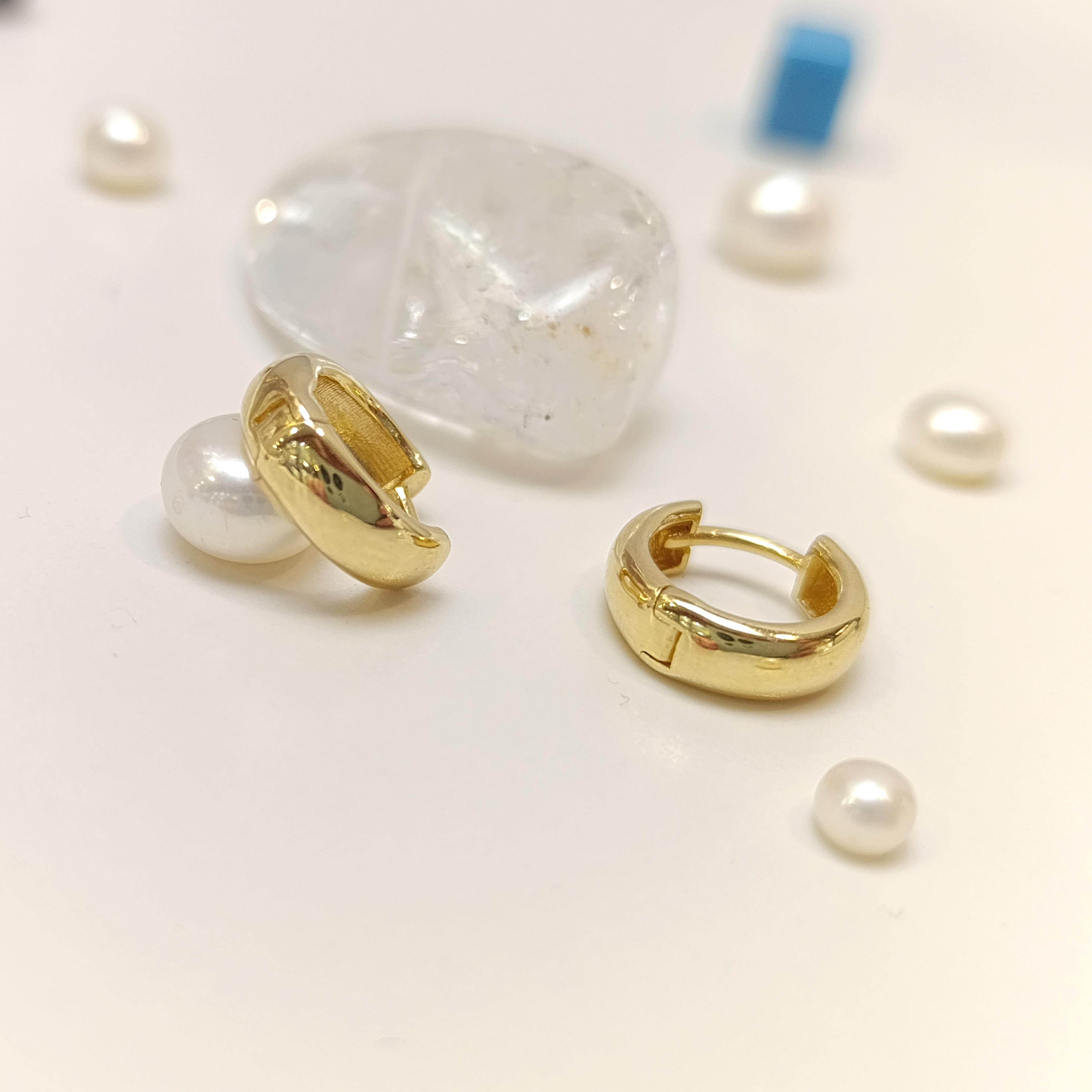 12.5mm Klasik Bombeli Halka Küpe 14 Ayar Altın HD VİDEOLU