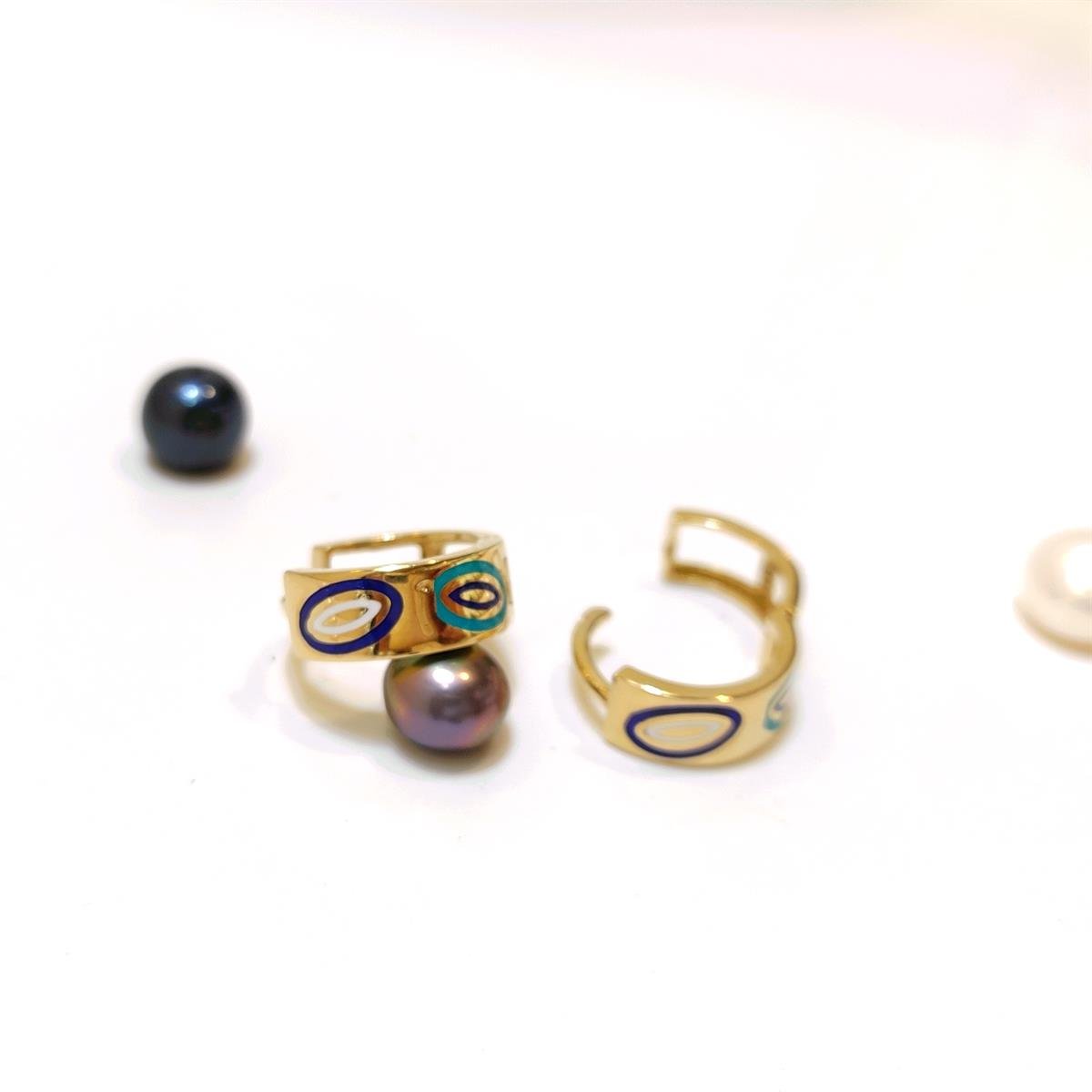 13.3mm Mineli Halka Küpe 14 Ayar Altın HD VİDEOLU