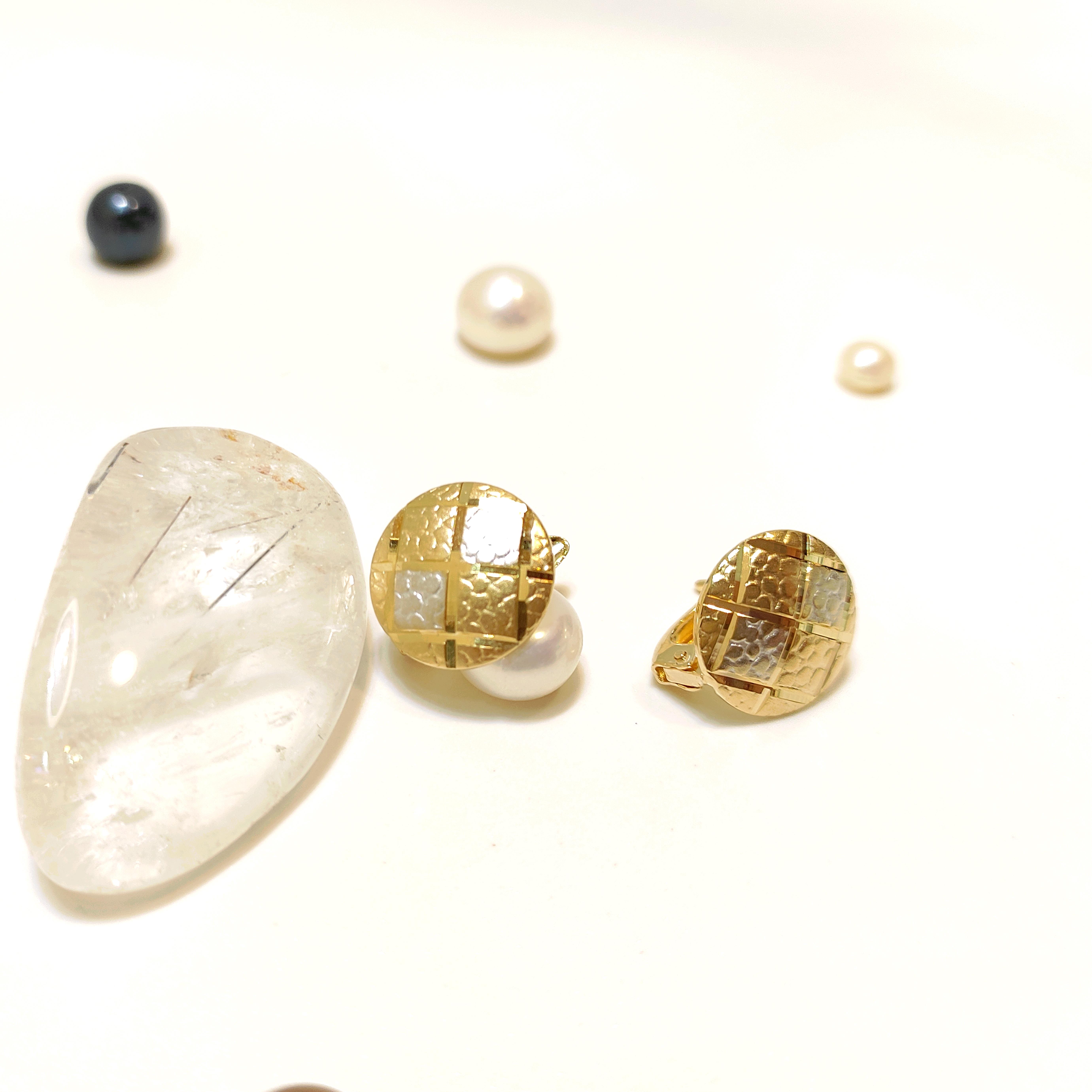 13mm Taşsız Küpe 14 Ayar Altın HD VİDEOLU