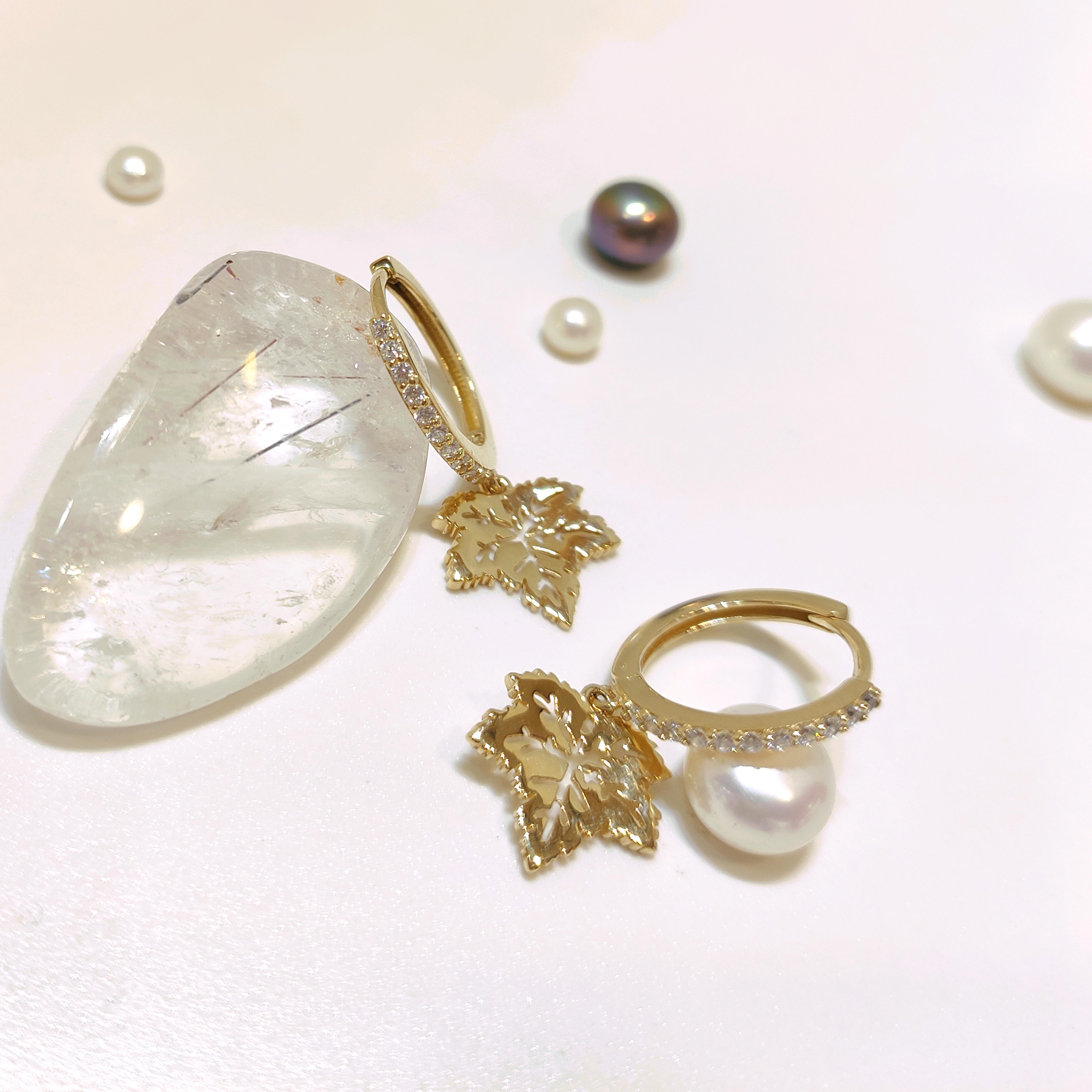 15.5mm Sallanan Çınar Yapraklı Hagi Halka Küpe 14 Ayar Altın HD VİDEOLU