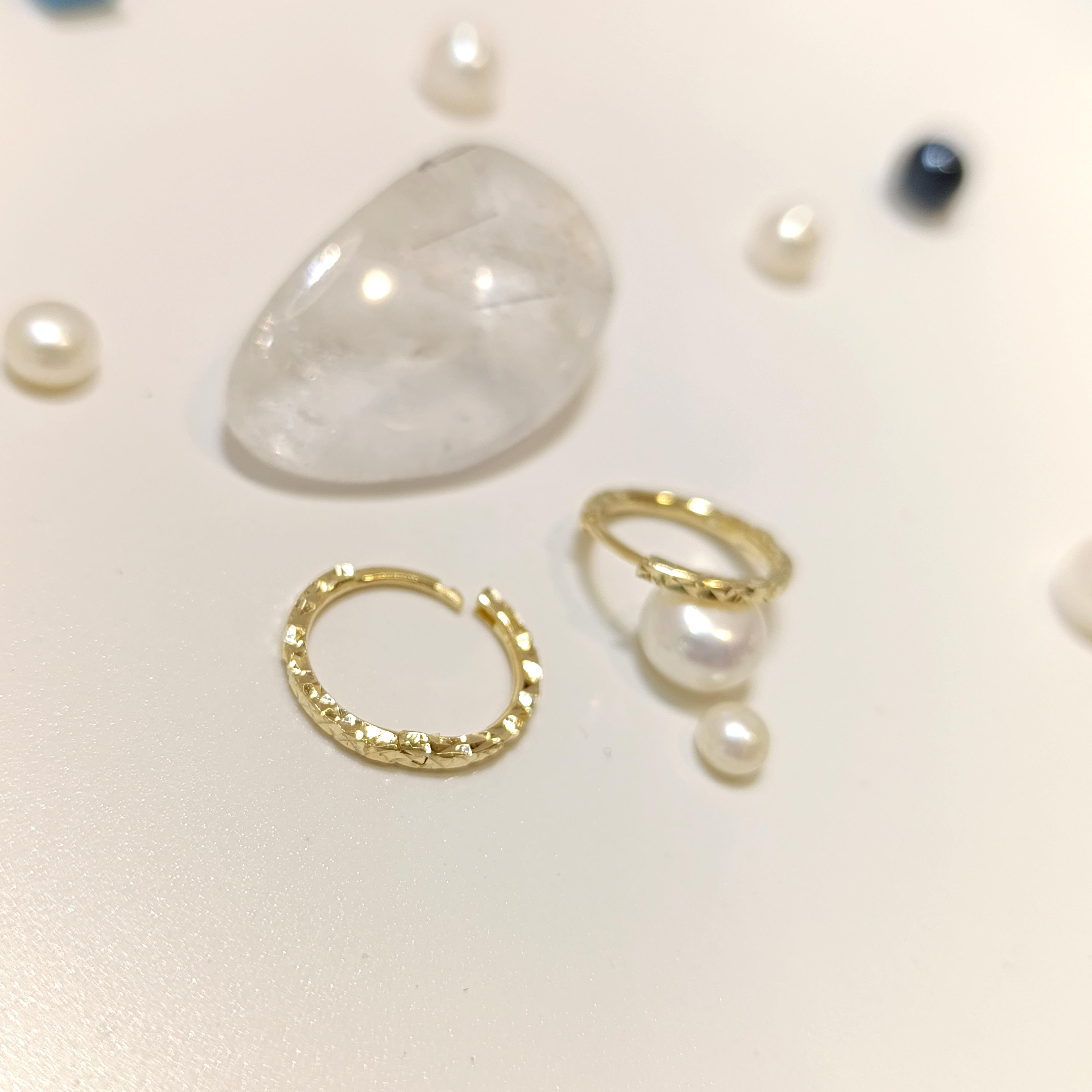 15mm Kalem İşlemeli Halka Küpe 14 Ayar Altın HD VİDEOLU