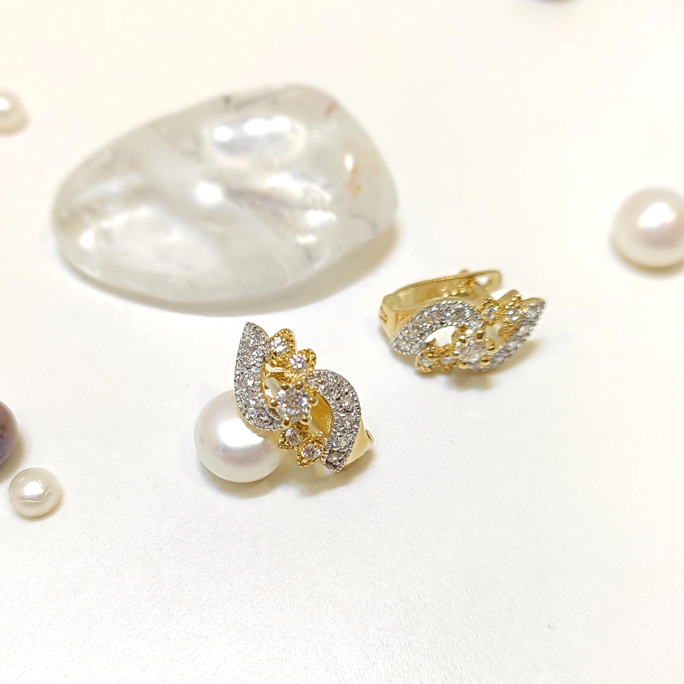 15mm Taşlı Küpe 14 Ayar Altın HD VİDEOLU