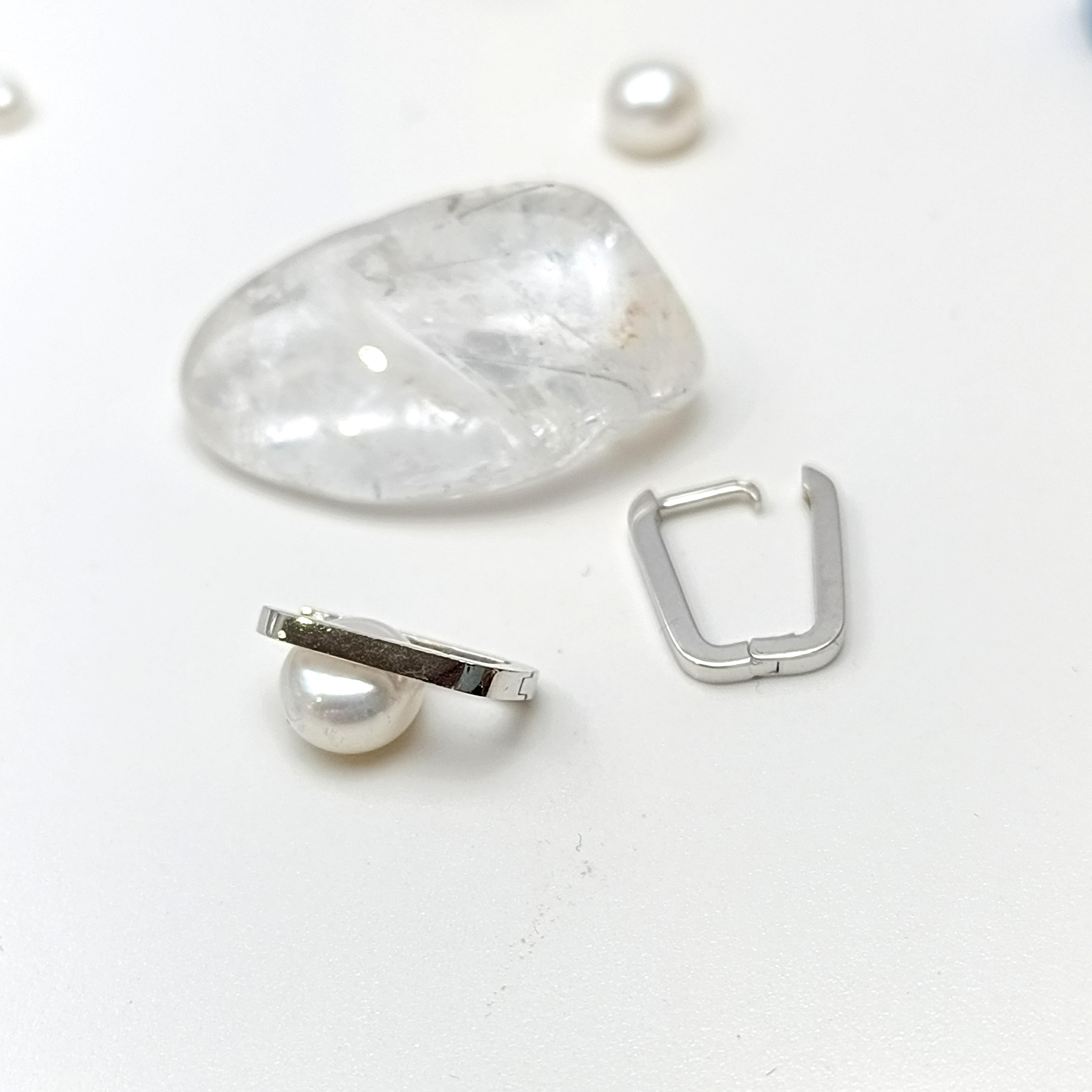 16mm Dik Dörtgen Halka Küpe 14 Ayar Altın HD VİDEOLU