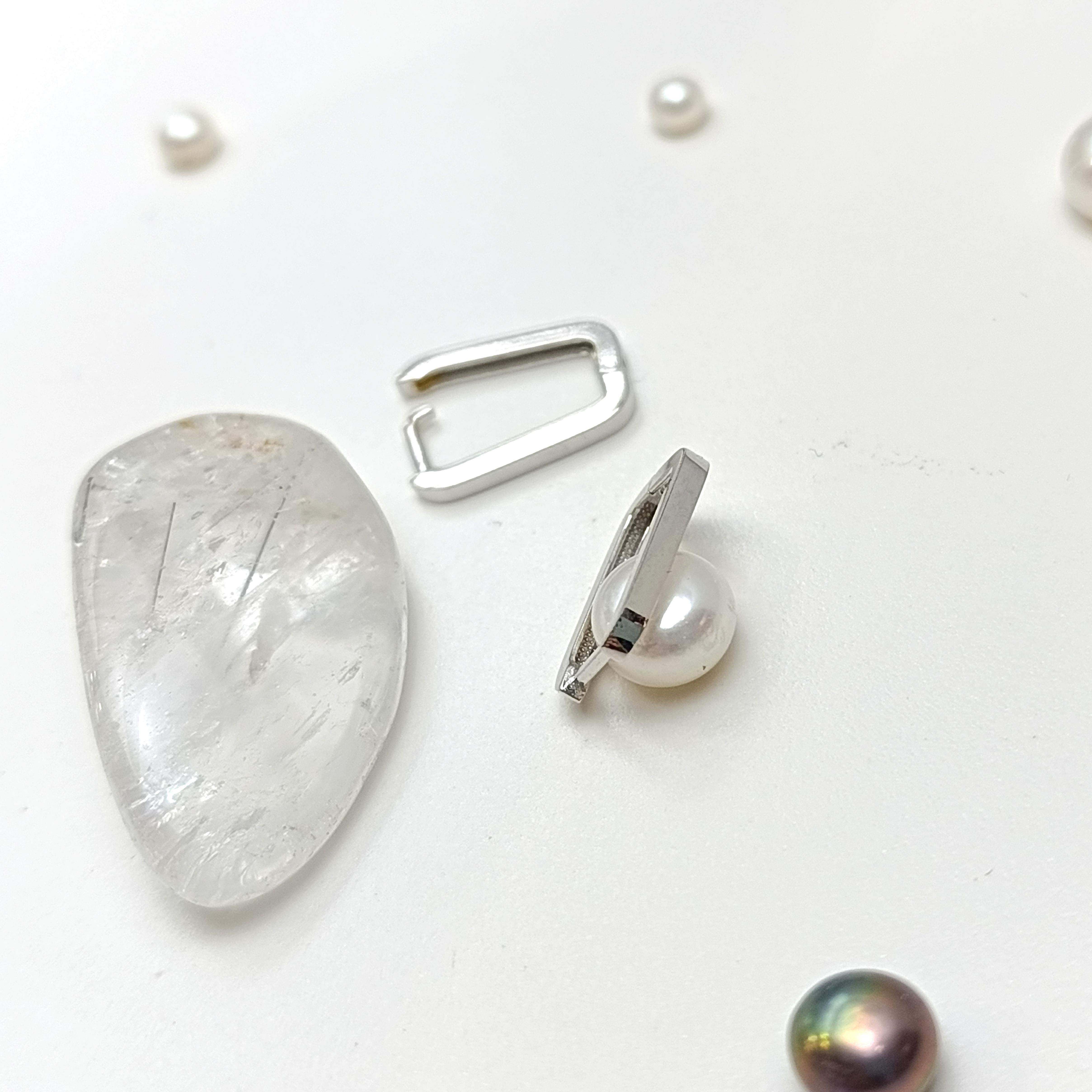 16mm Dik Dörtgen Halka Küpe 14 Ayar Altın HD VİDEOLU