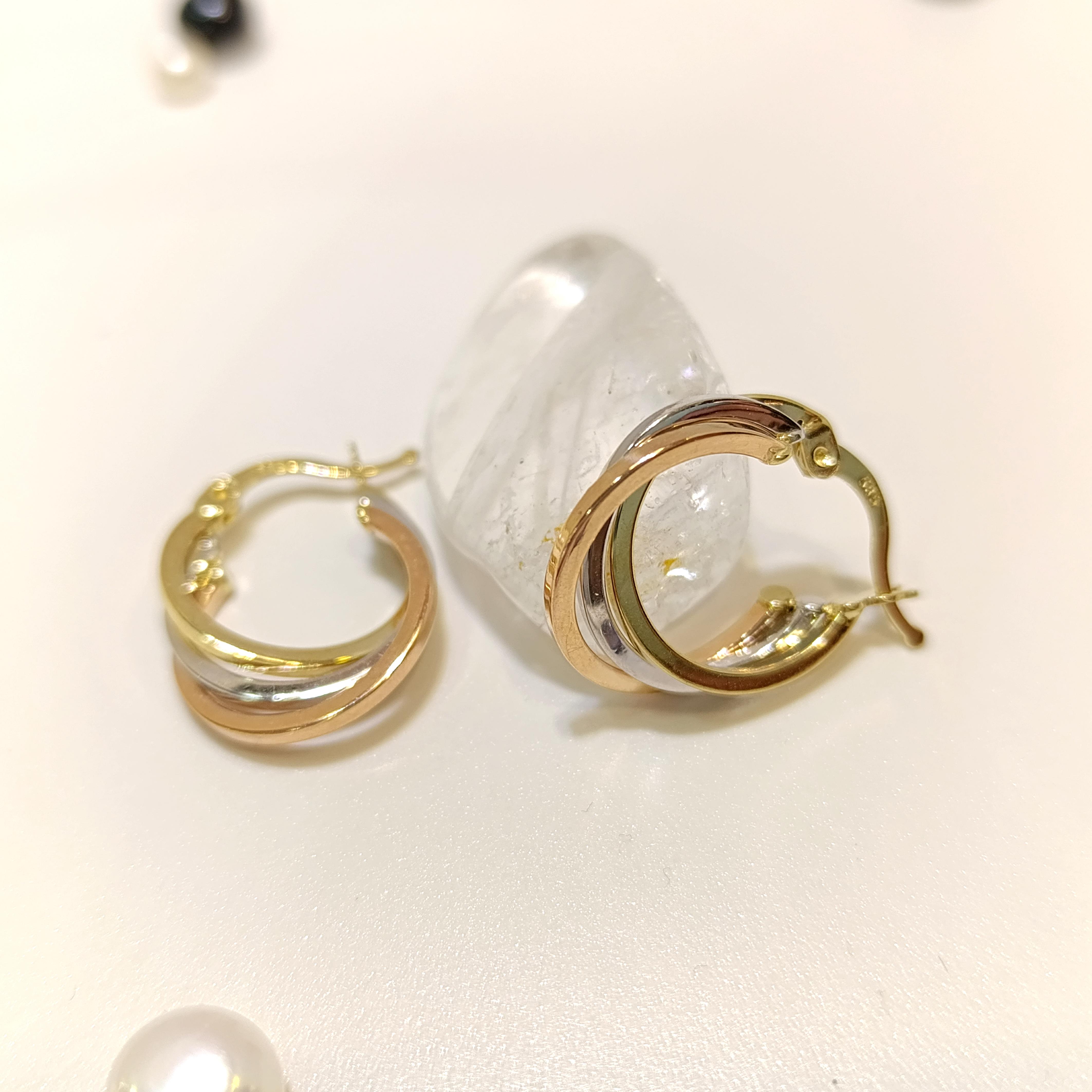 17mm Üç Renkli Halka Küpe 14 Ayar Altın HD VİDEOLU