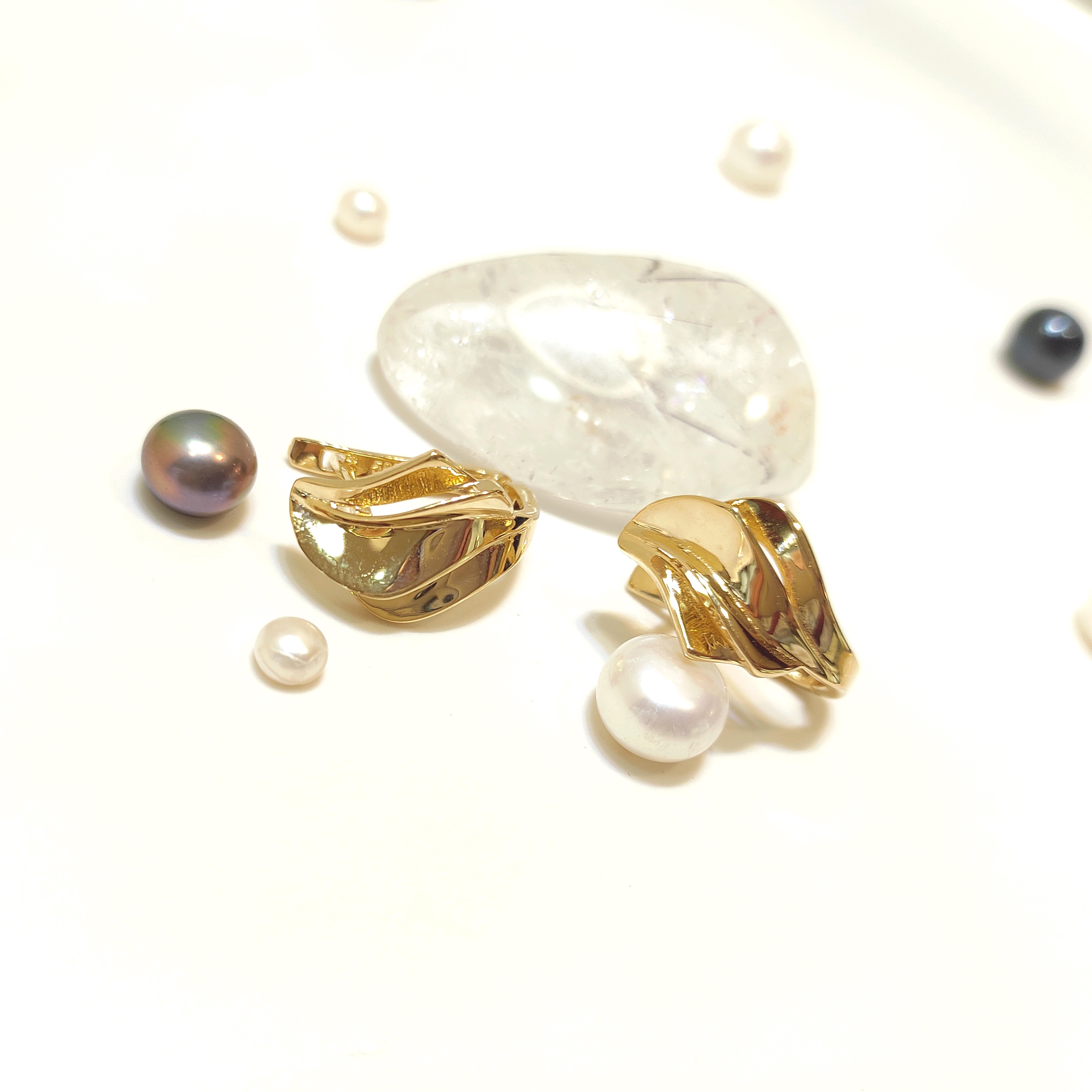 18.3mm Taşsız Küpe 14 Ayar Altın HD VİDEOLU