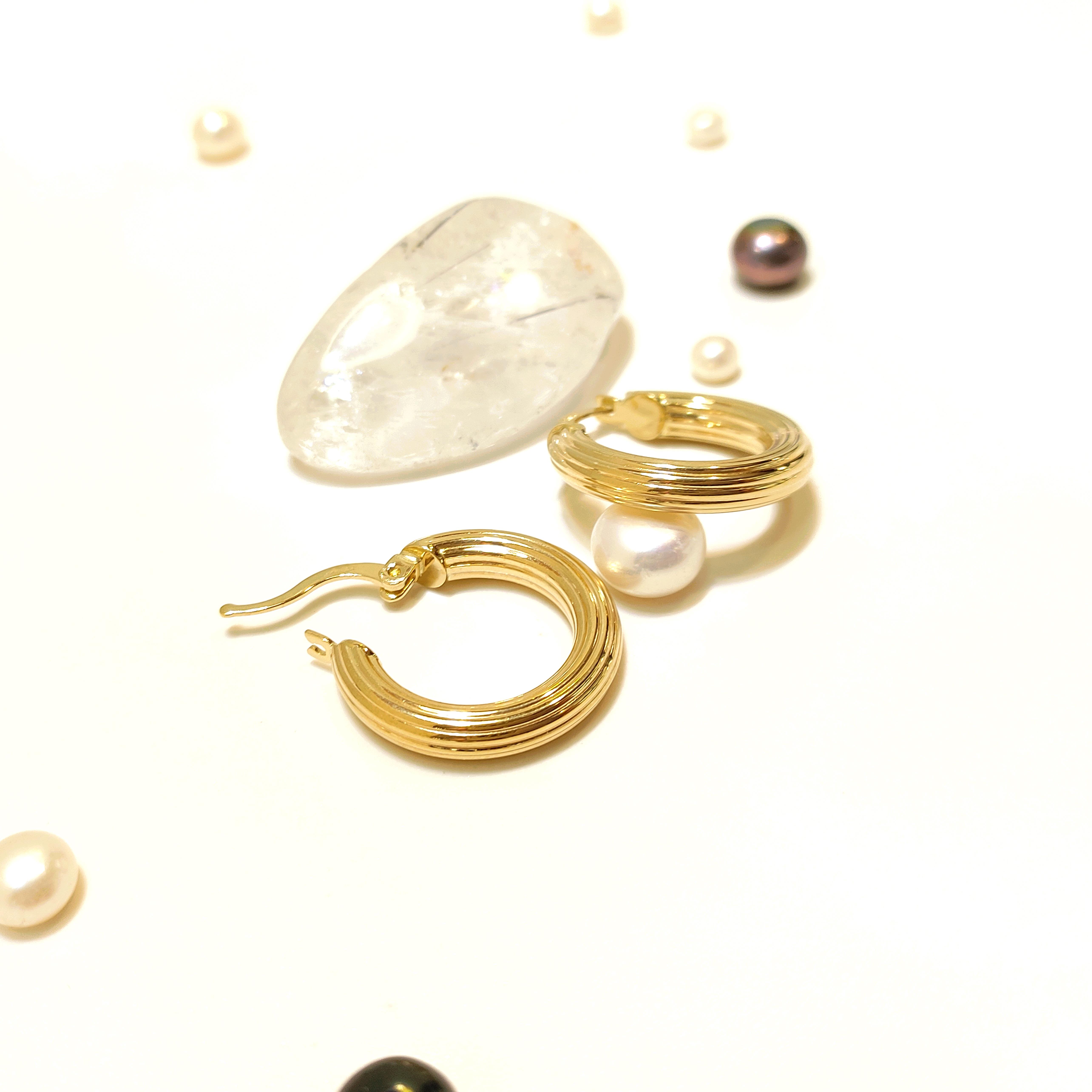 20mm Çizgili Halka Küpe 14 Ayar Altın HD VİDEOLU