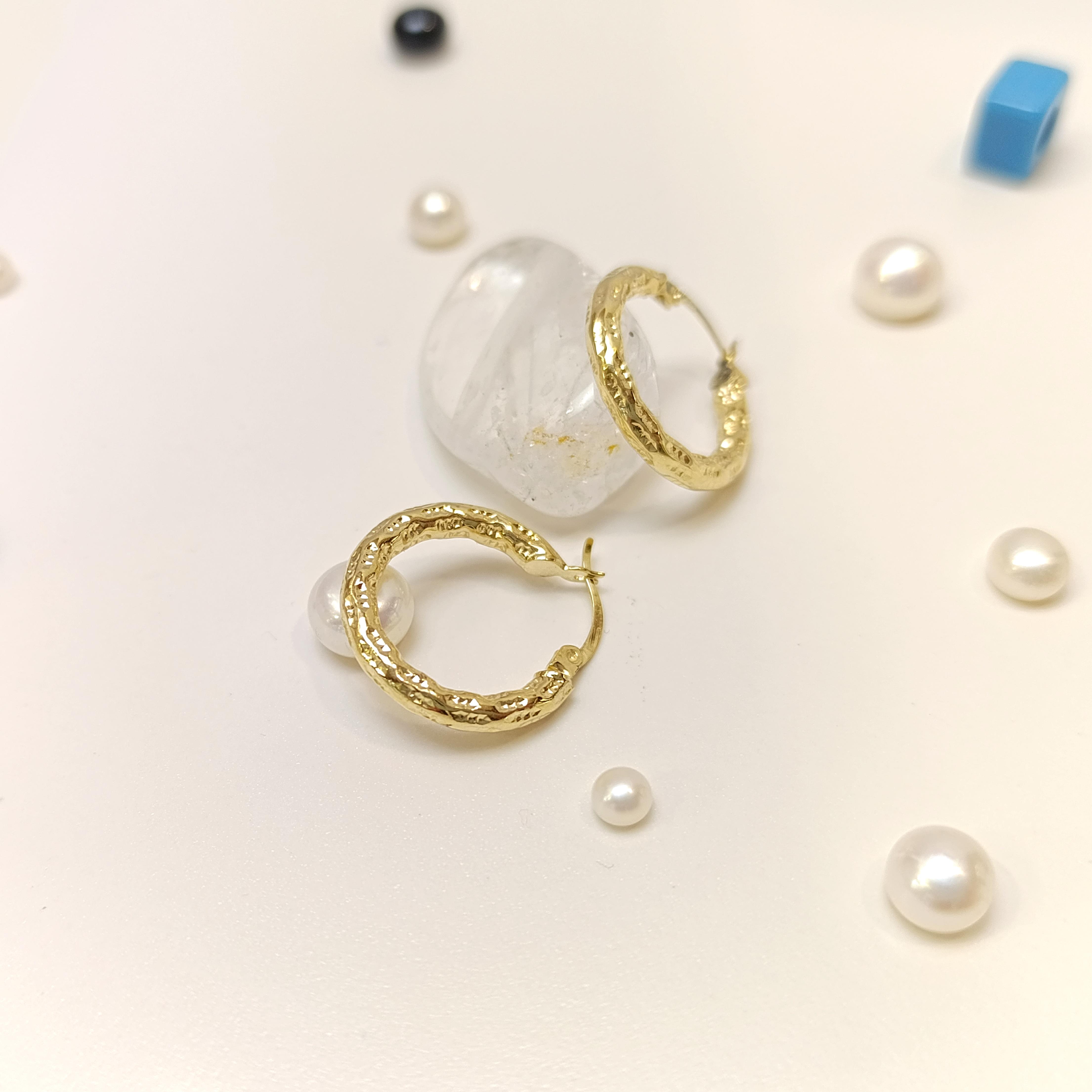 20mm Kalemli Halka Küpe 14 Ayar Altın HD VİDEOLU