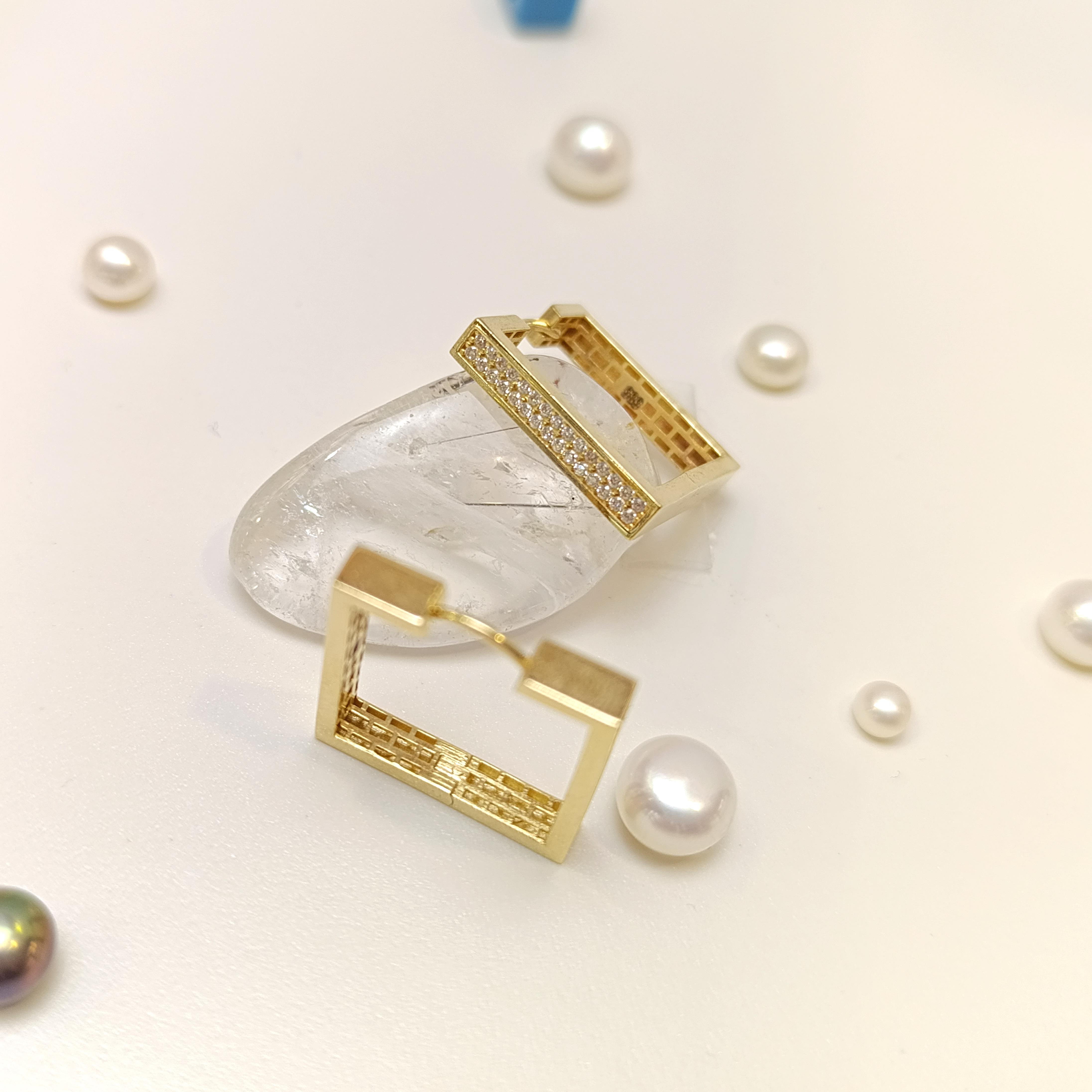 20mm Kare Halka Küpe 14 Ayar Altın HD VİDEOLU