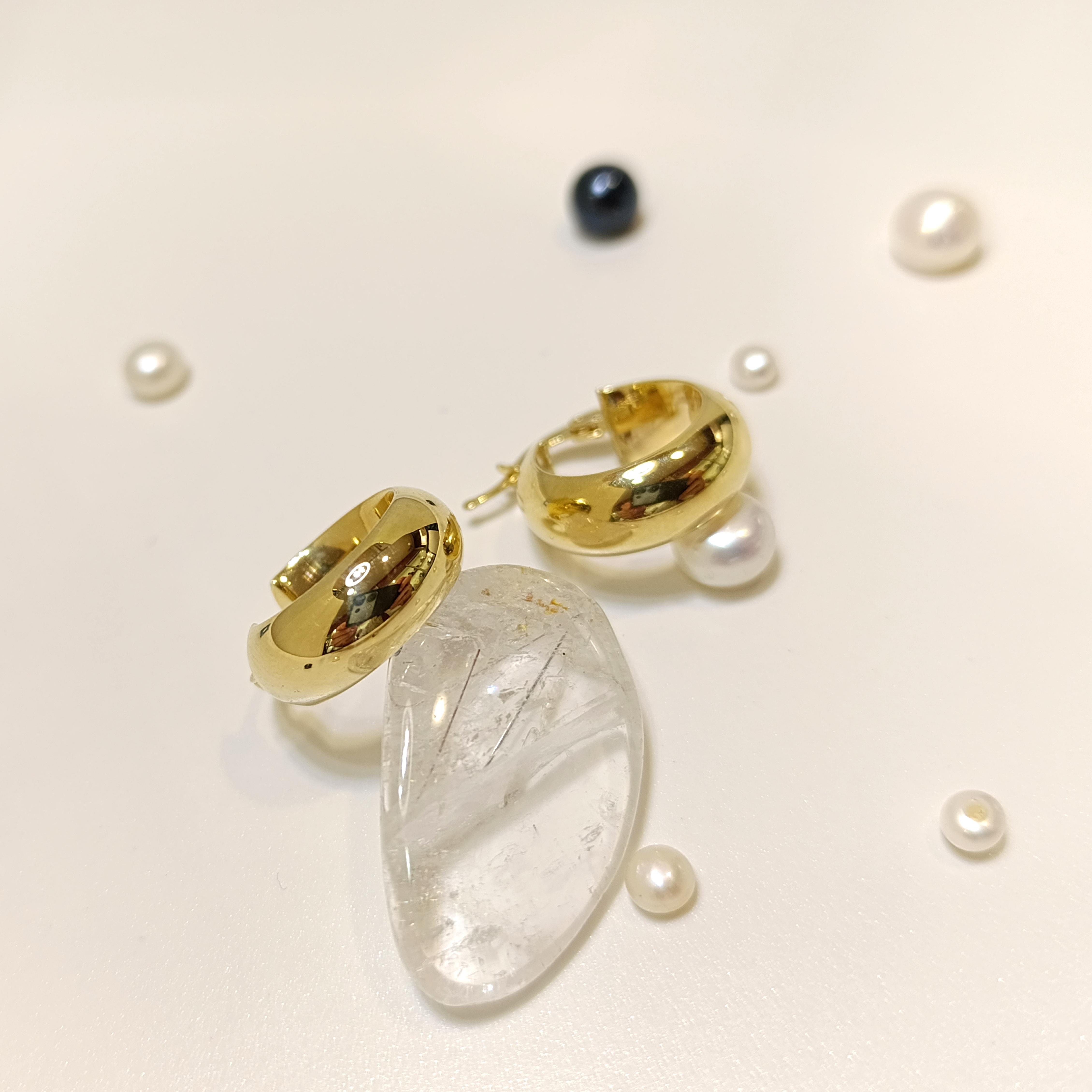 20mm Klasik Halka Küpe 14 Ayar Altın HD VİDEOLU