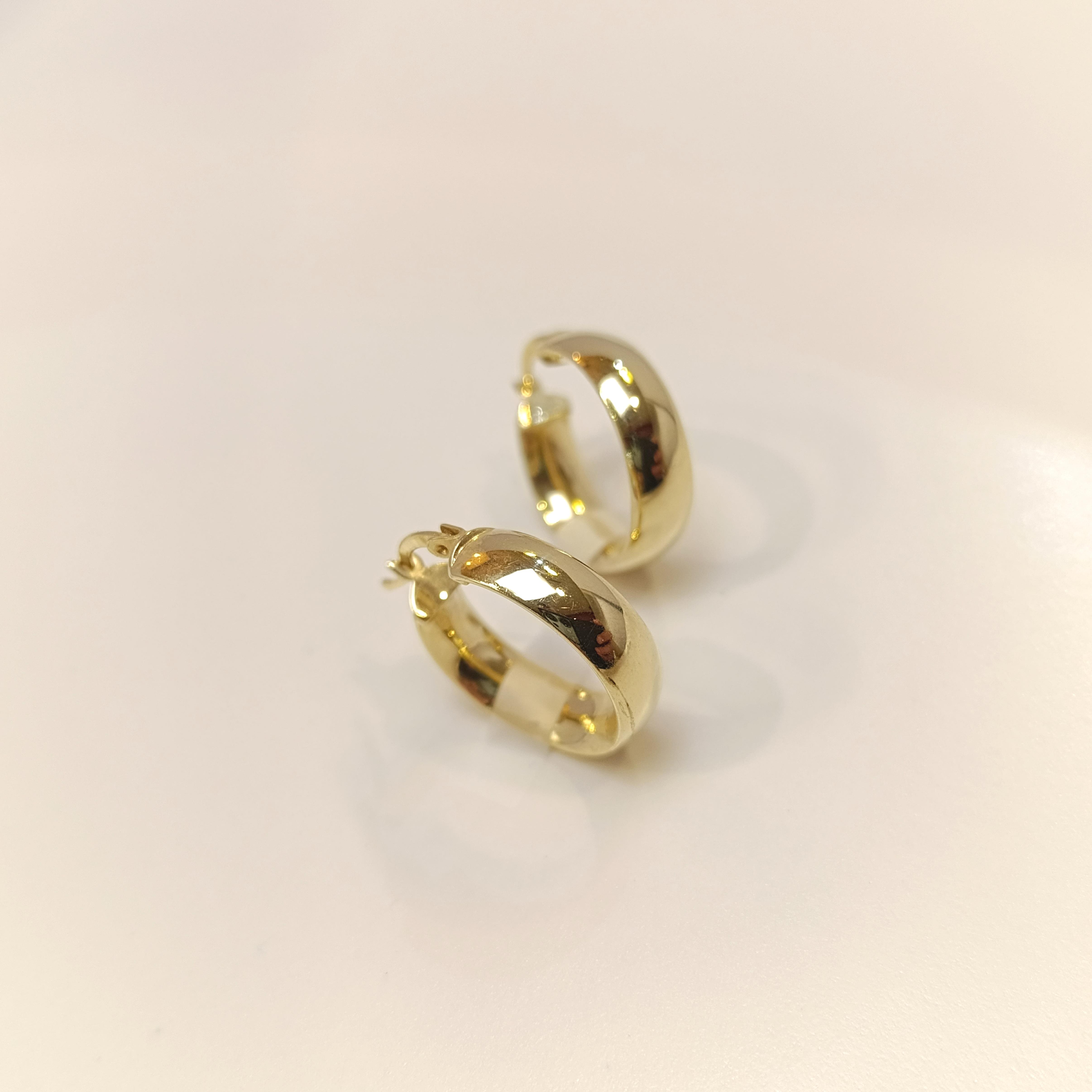 21.3mm Klasik Halka Küpe 14 Ayar Altın HD VİDEOLU