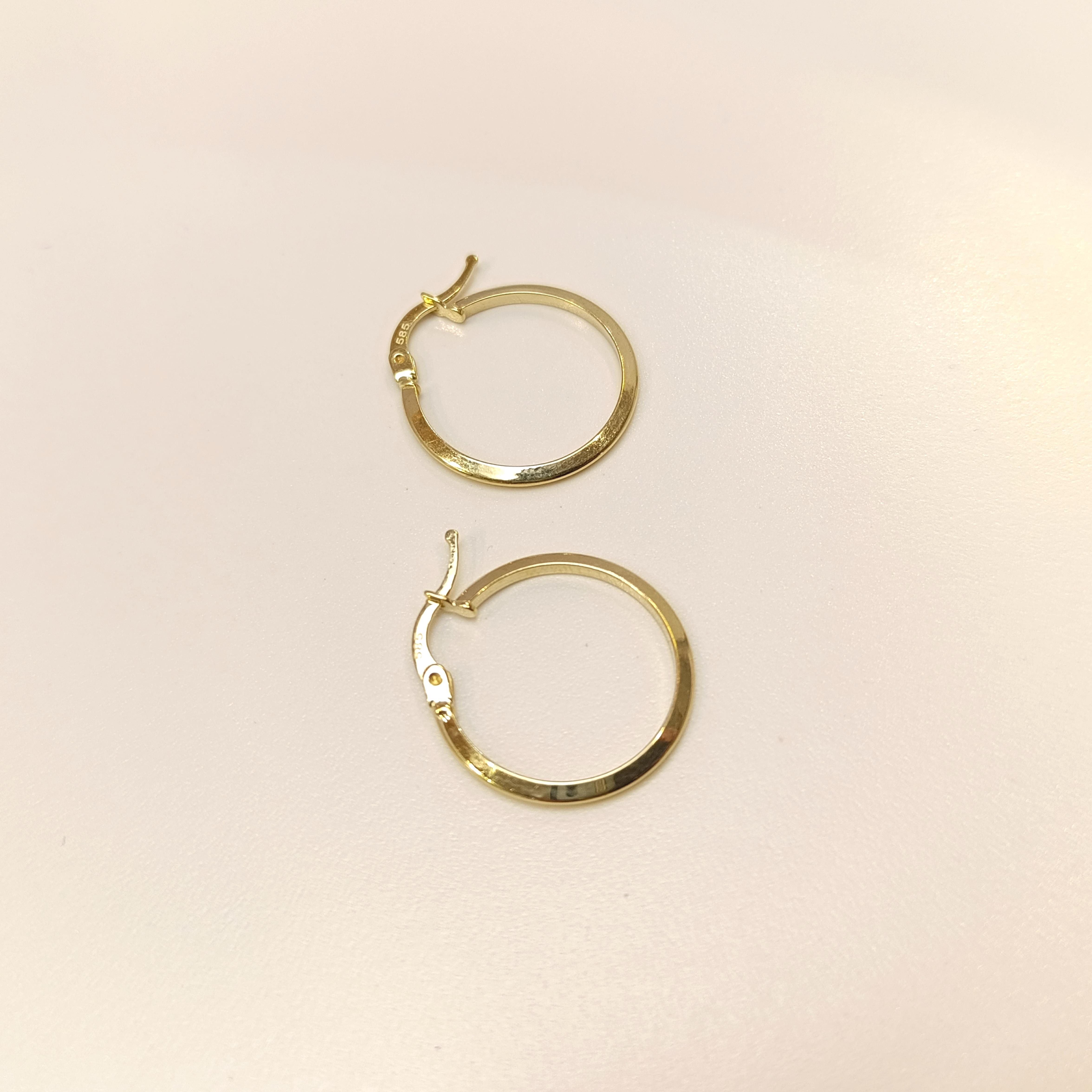 21mm Klasik Piramit Ray Halka Küpe 14 Ayar Altın HD VİDEOLU