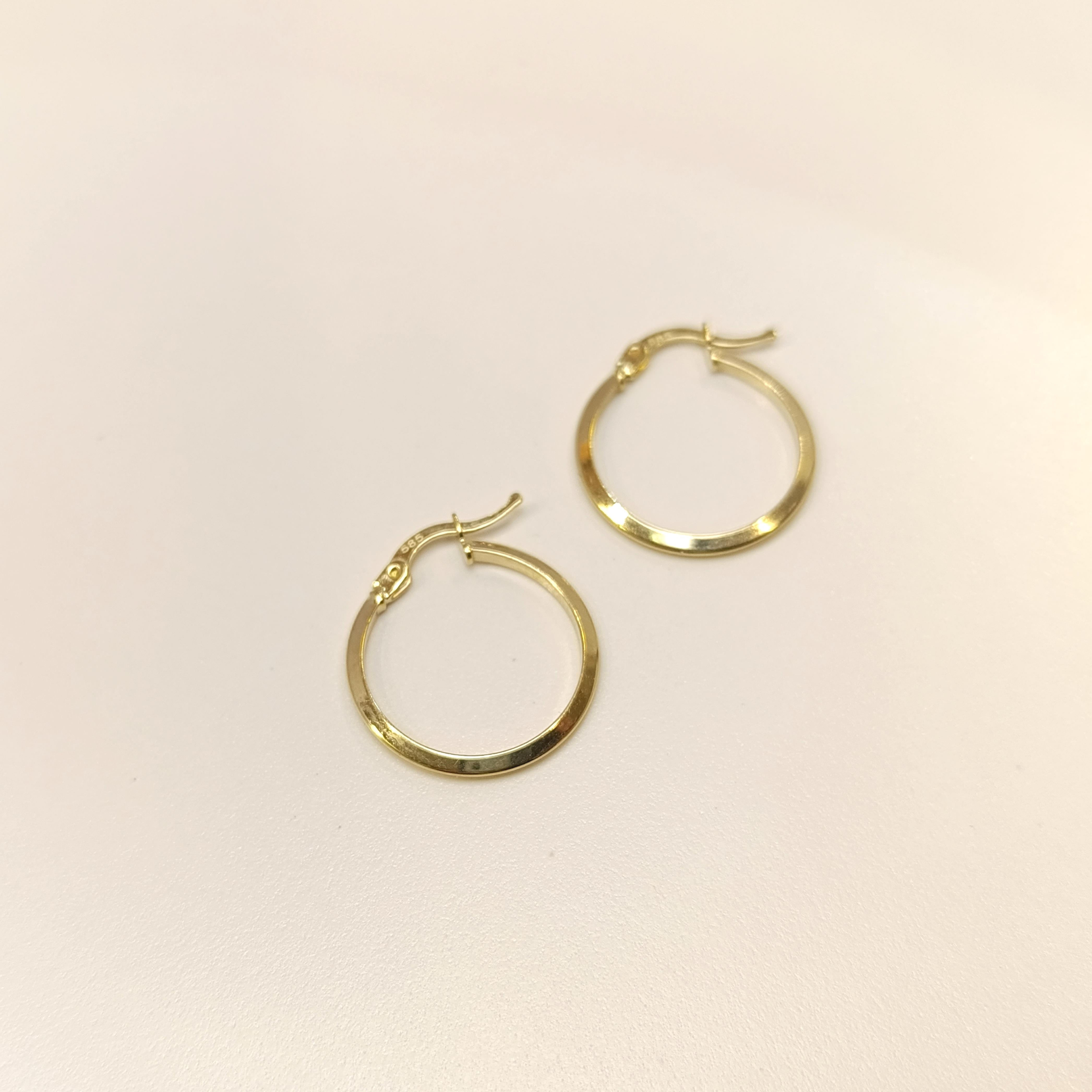 21mm Klasik Piramit Ray Halka Küpe 14 Ayar Altın HD VİDEOLU